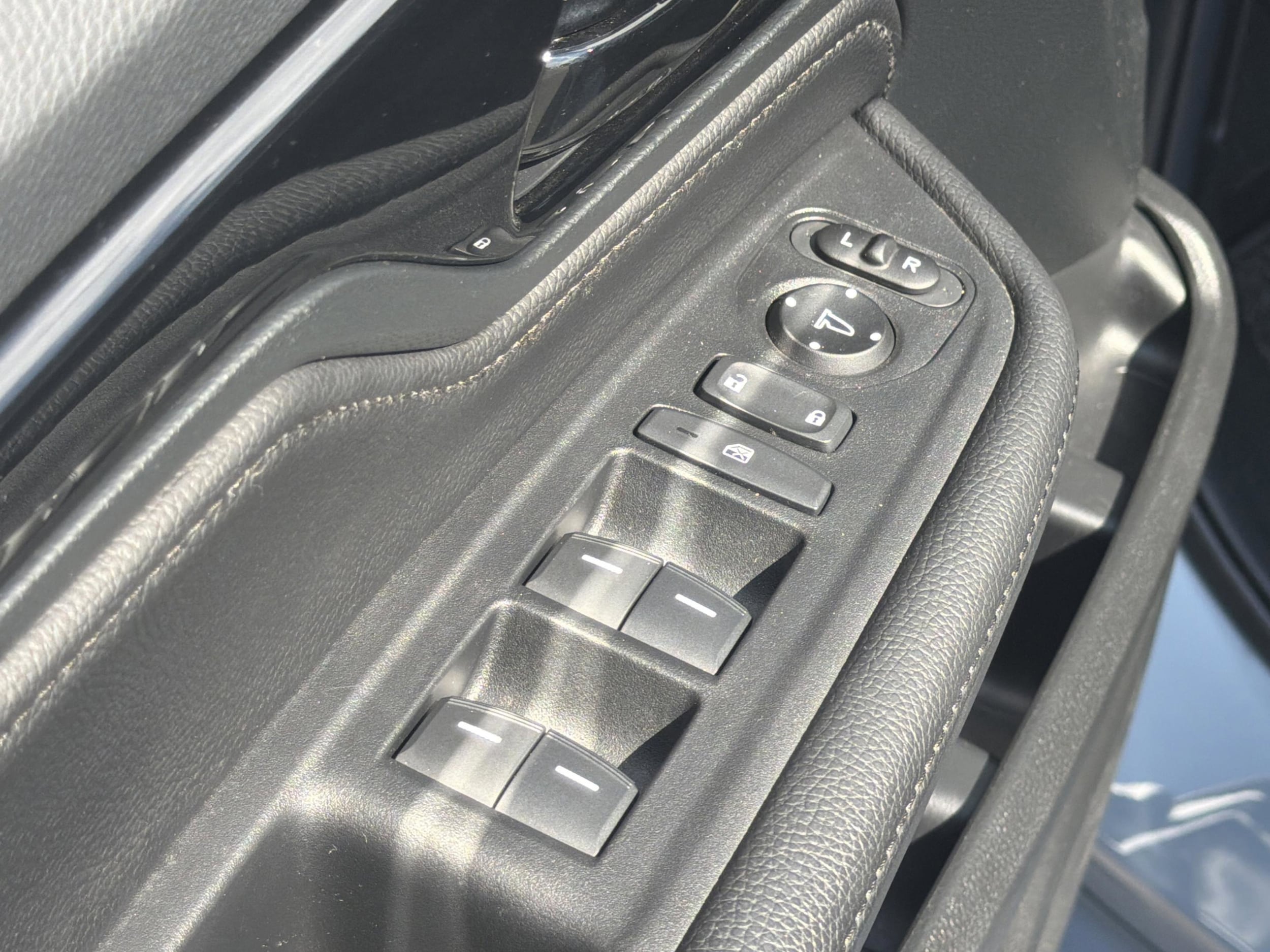 2024 Honda Odyssey Touring - Photo 17