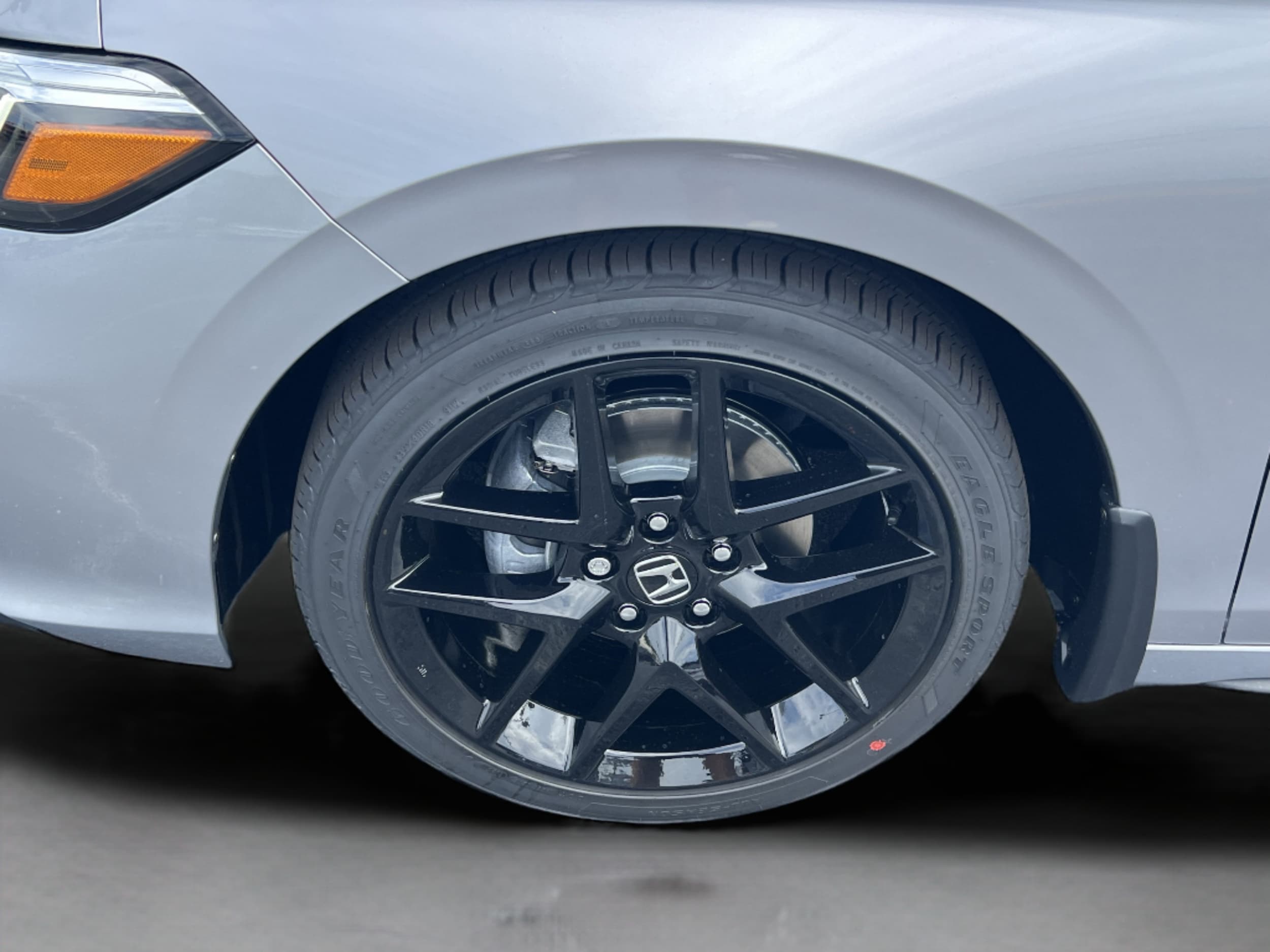 2026 Honda Civic Hatchback Sport - Photo 13