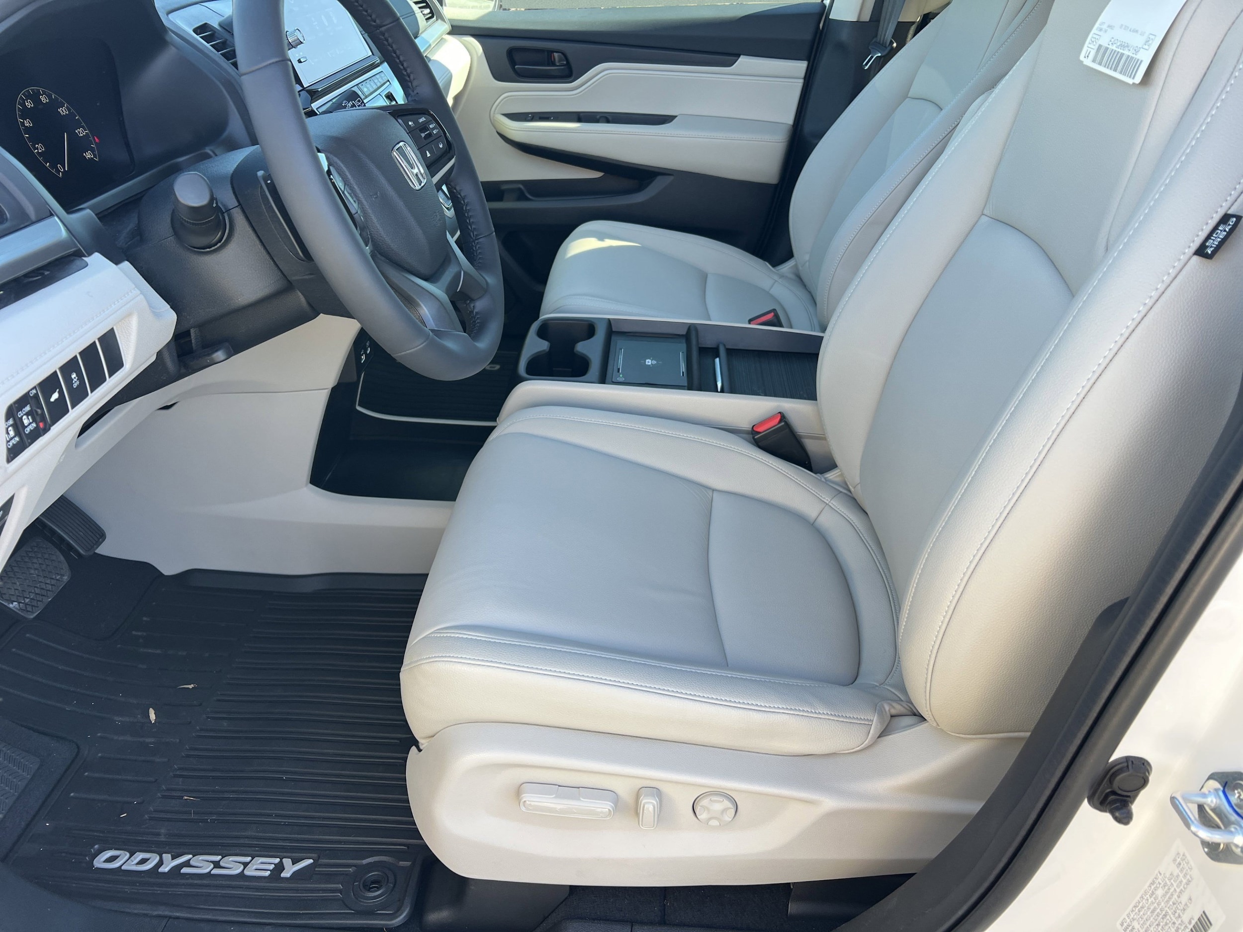 2026 Honda Odyssey EX-L - Photo 21