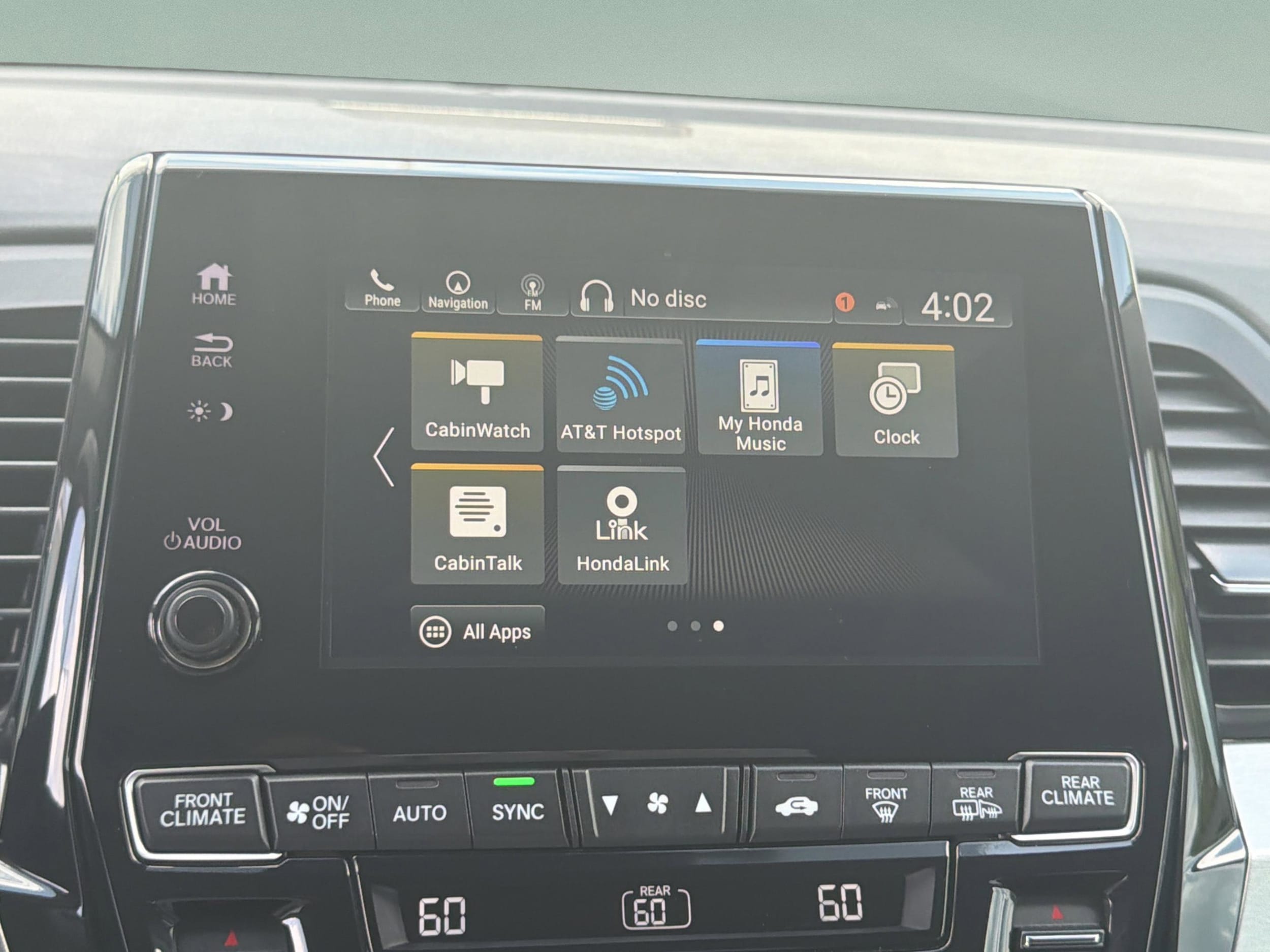 2024 Honda Odyssey Touring - Photo 31