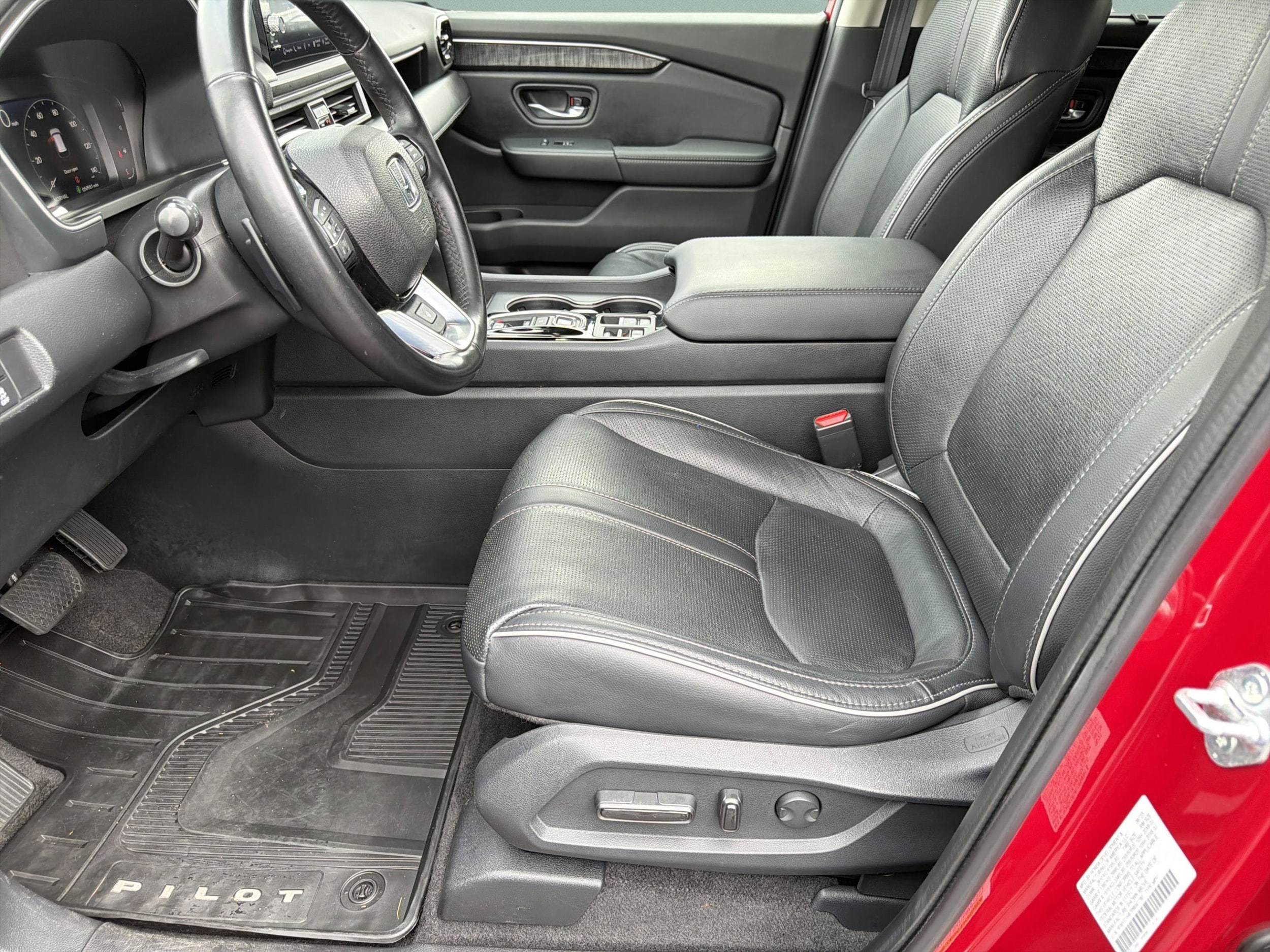 2023 Honda Pilot Elite - Photo 15