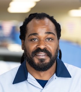 Staff member Albert Cox from ID_e7f8b4444af8