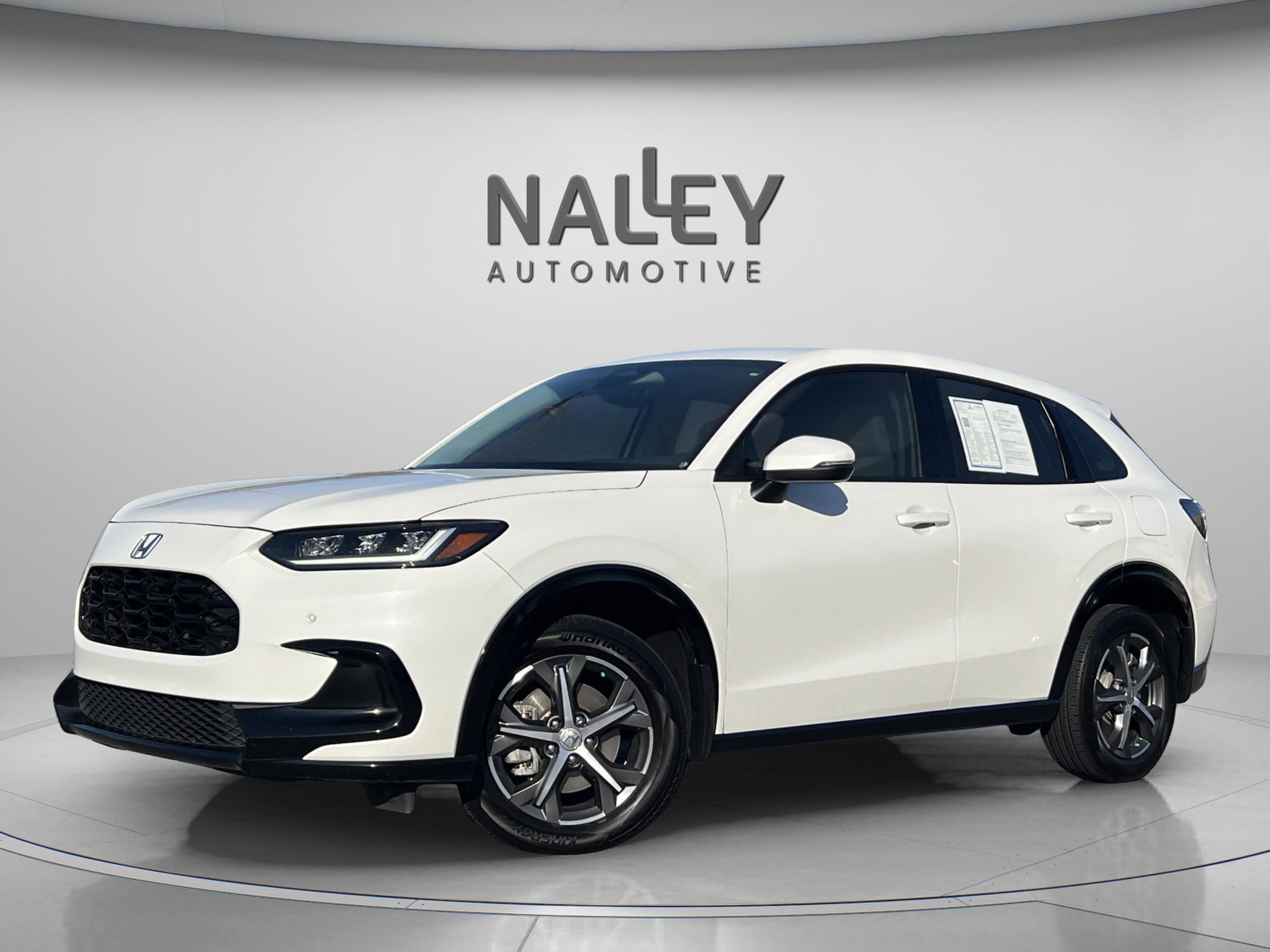 2023 Honda HR-V EX-L's photo