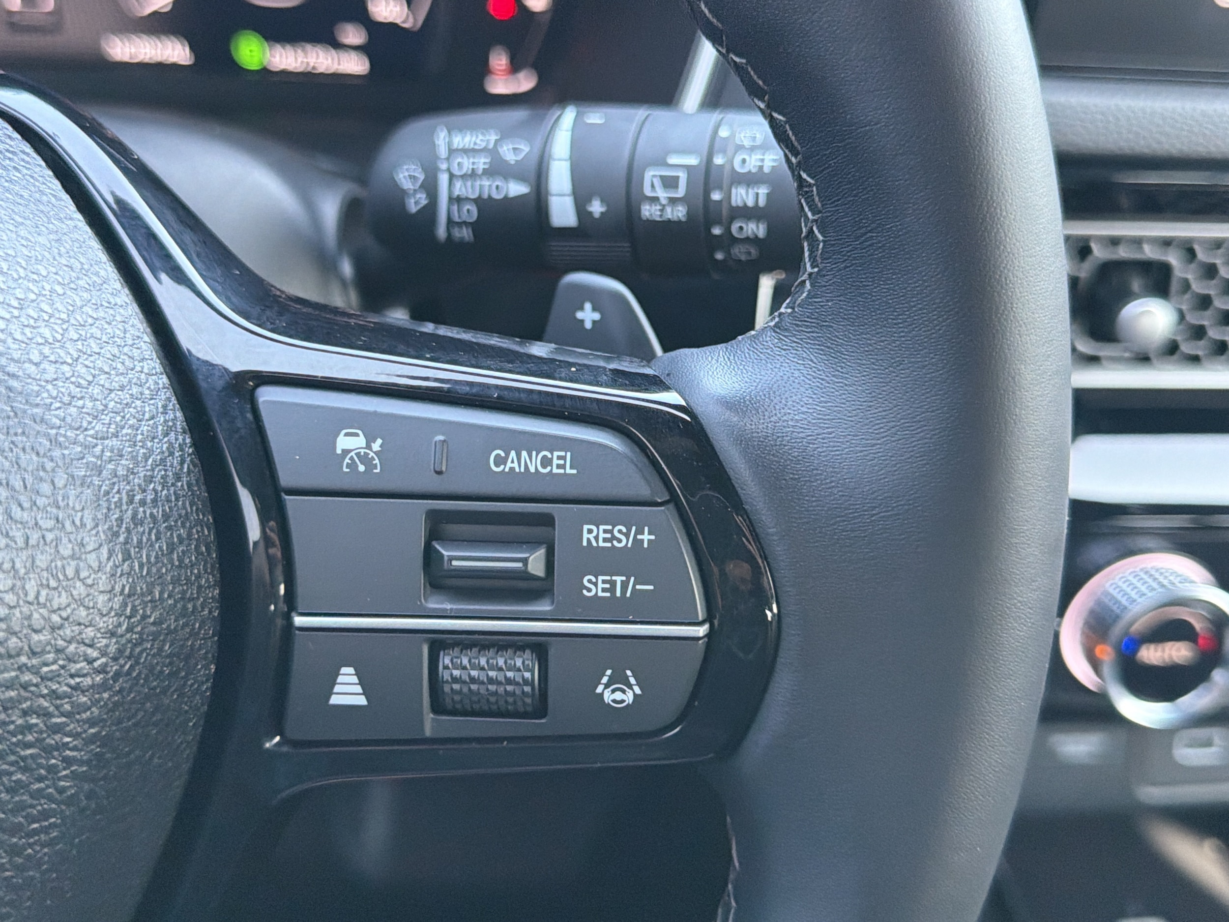 2024 Honda Civic Hatchback Sport Touring - Photo 19