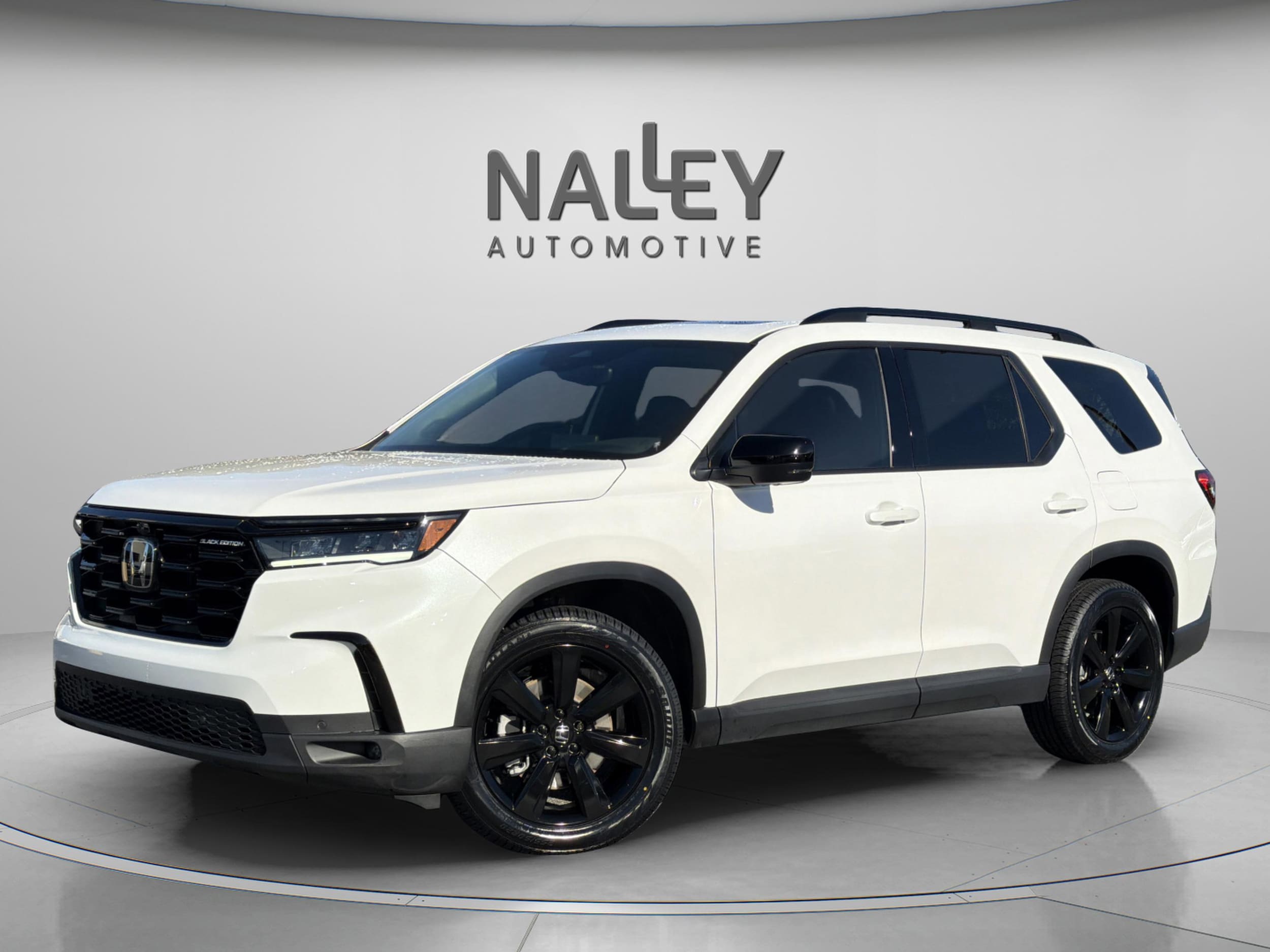 2025 Honda Pilot Black Edition's photo