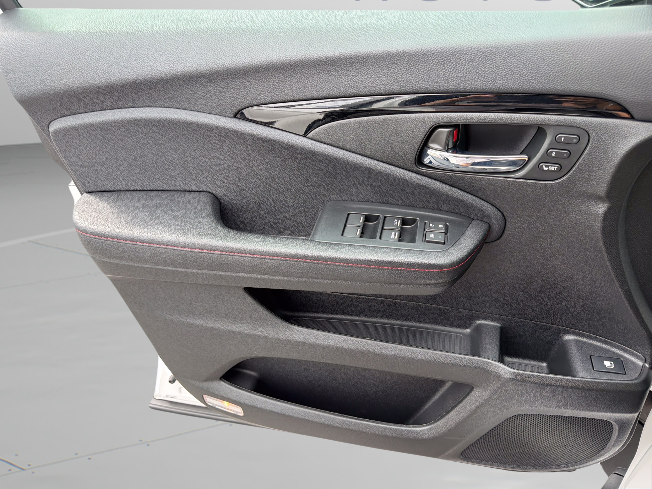 2024 Honda Ridgeline Black Edition - Photo 34