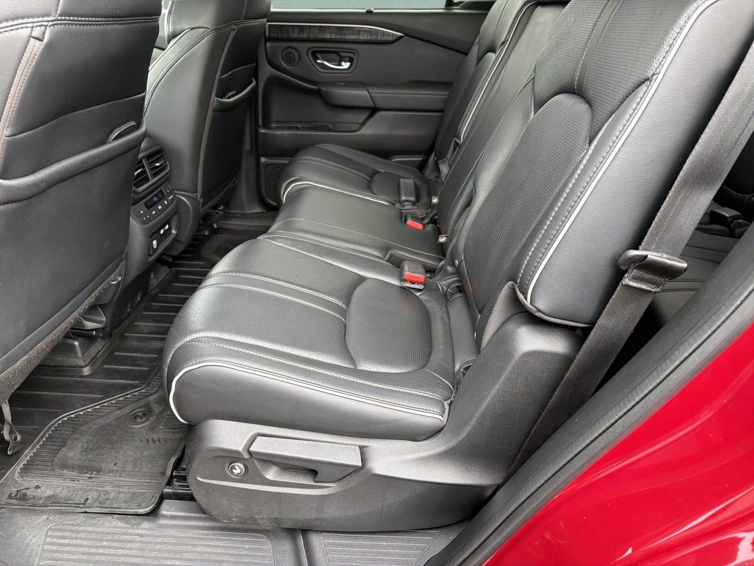 2023 Honda Pilot Elite - Photo 16