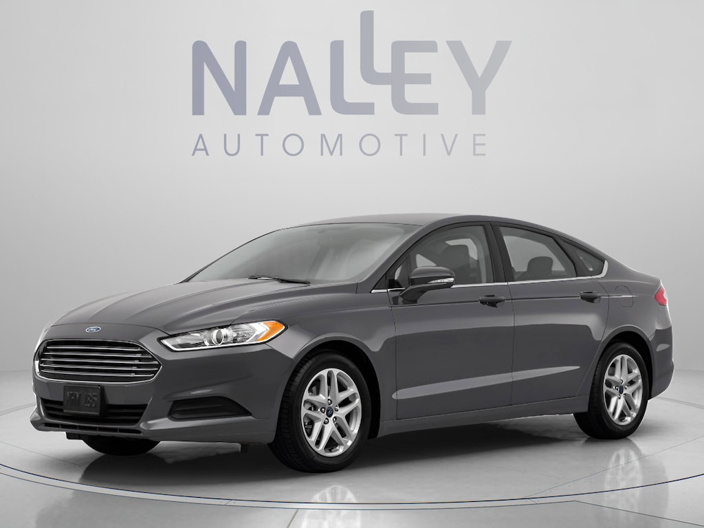Used 2015 Ford Fusion SE Sedan