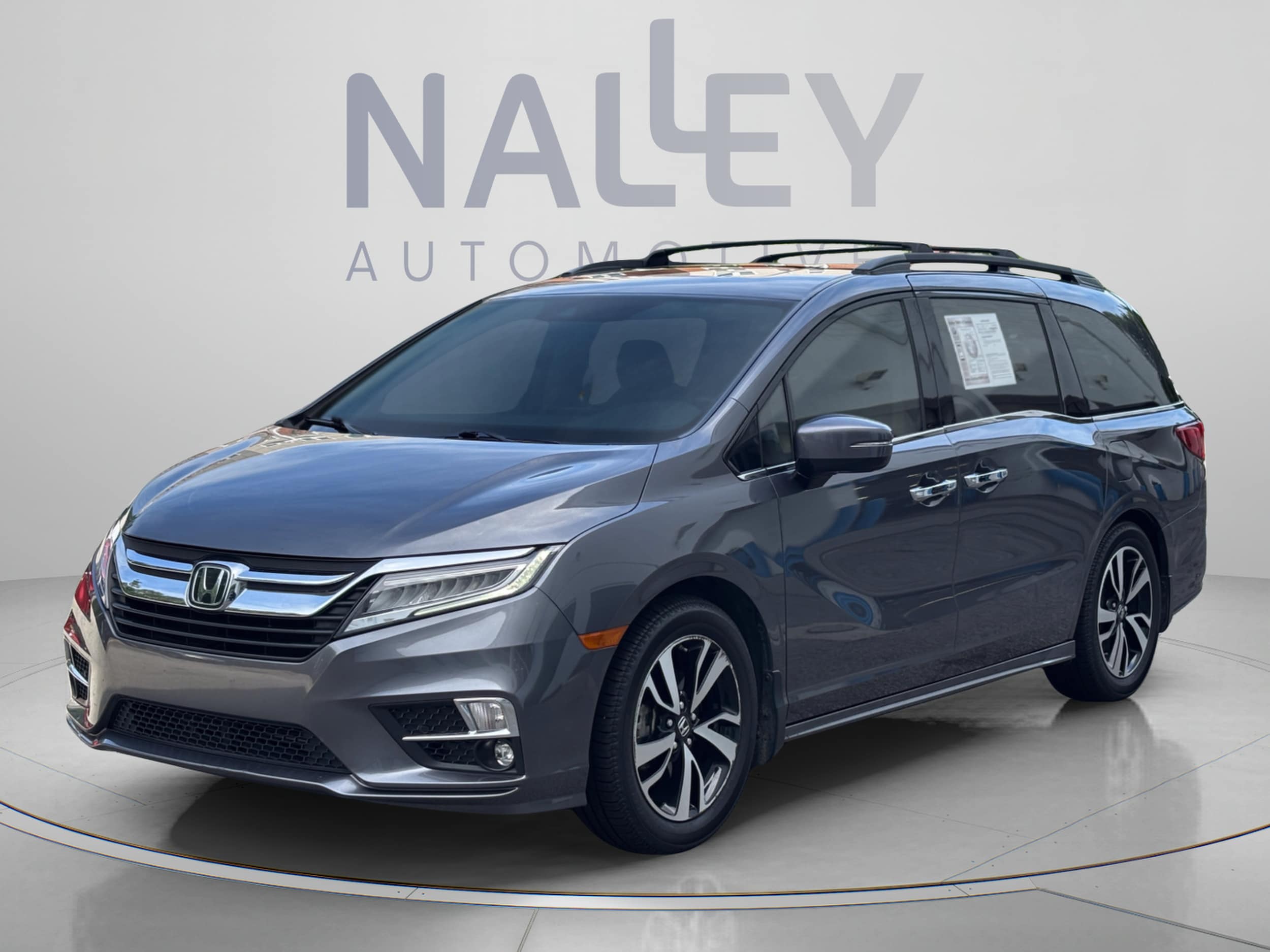 2019 Honda Odyssey Elite's photo