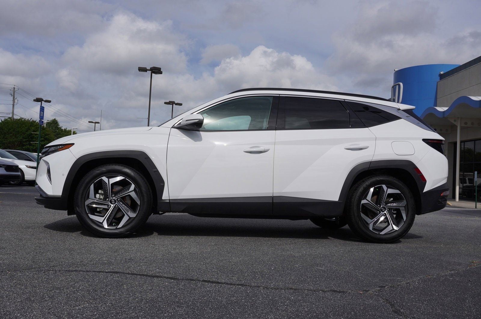 Used 2023 Hyundai Tucson Limited with VIN 5NMJE3AE7PH193050 for sale in Union City, GA