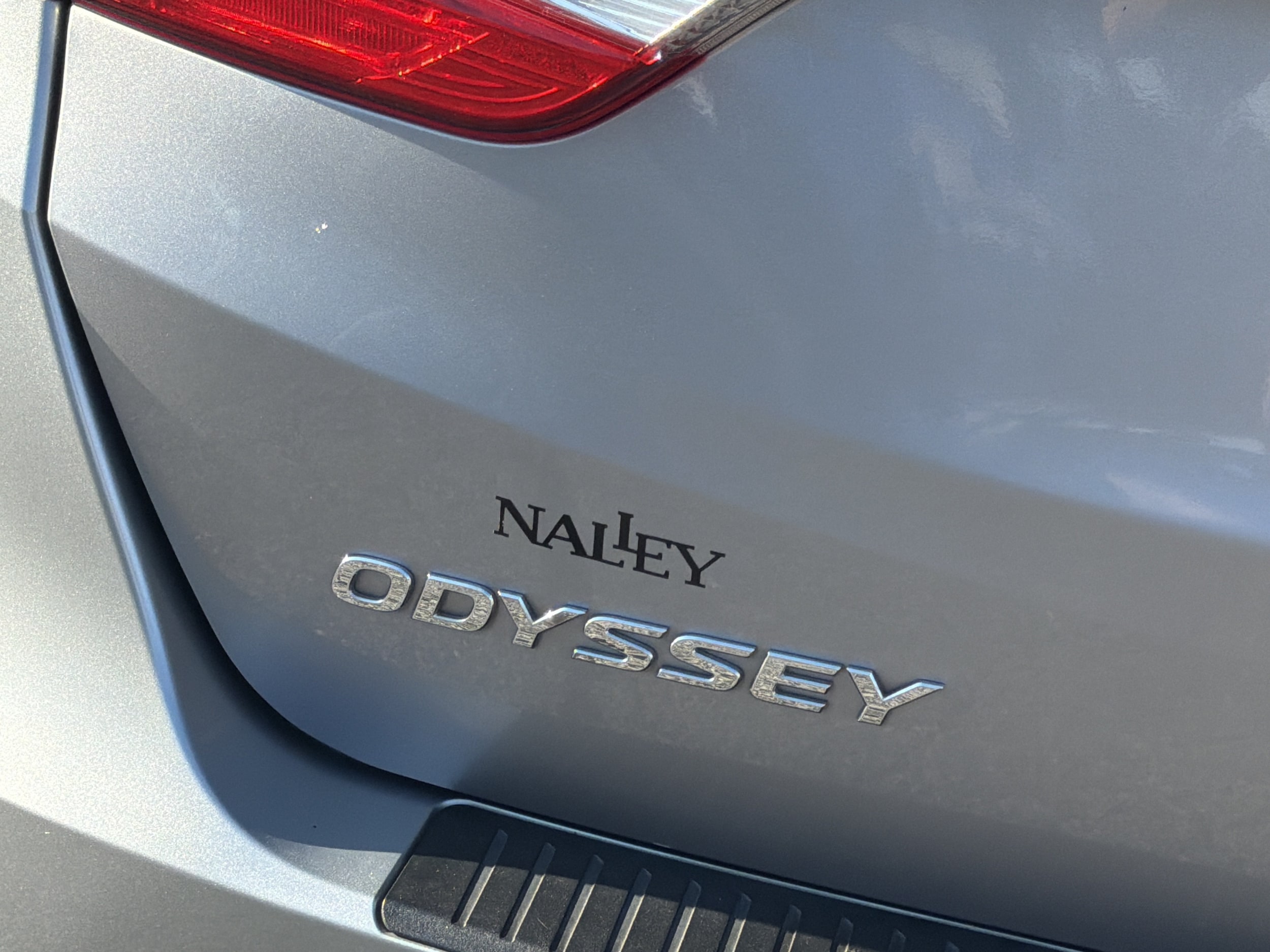 2022 Honda Odyssey EX-L - Photo 6