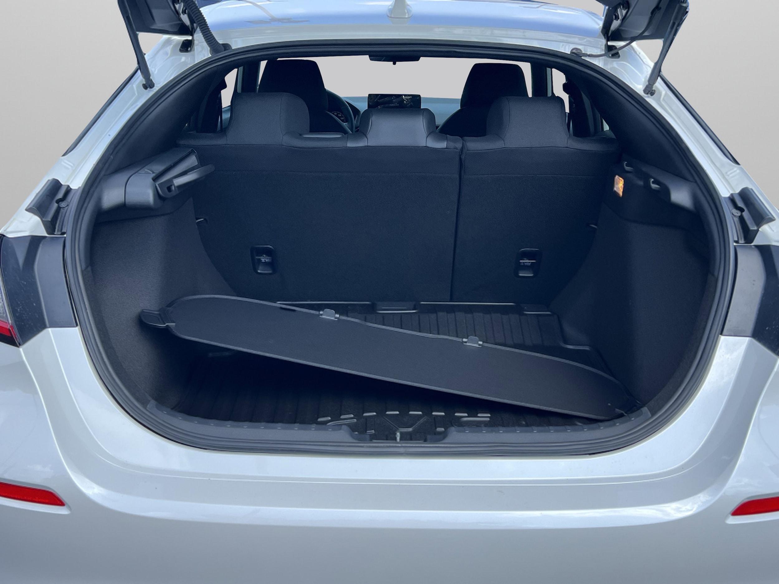 2026 Honda Civic Hatchback Sport - Photo 31