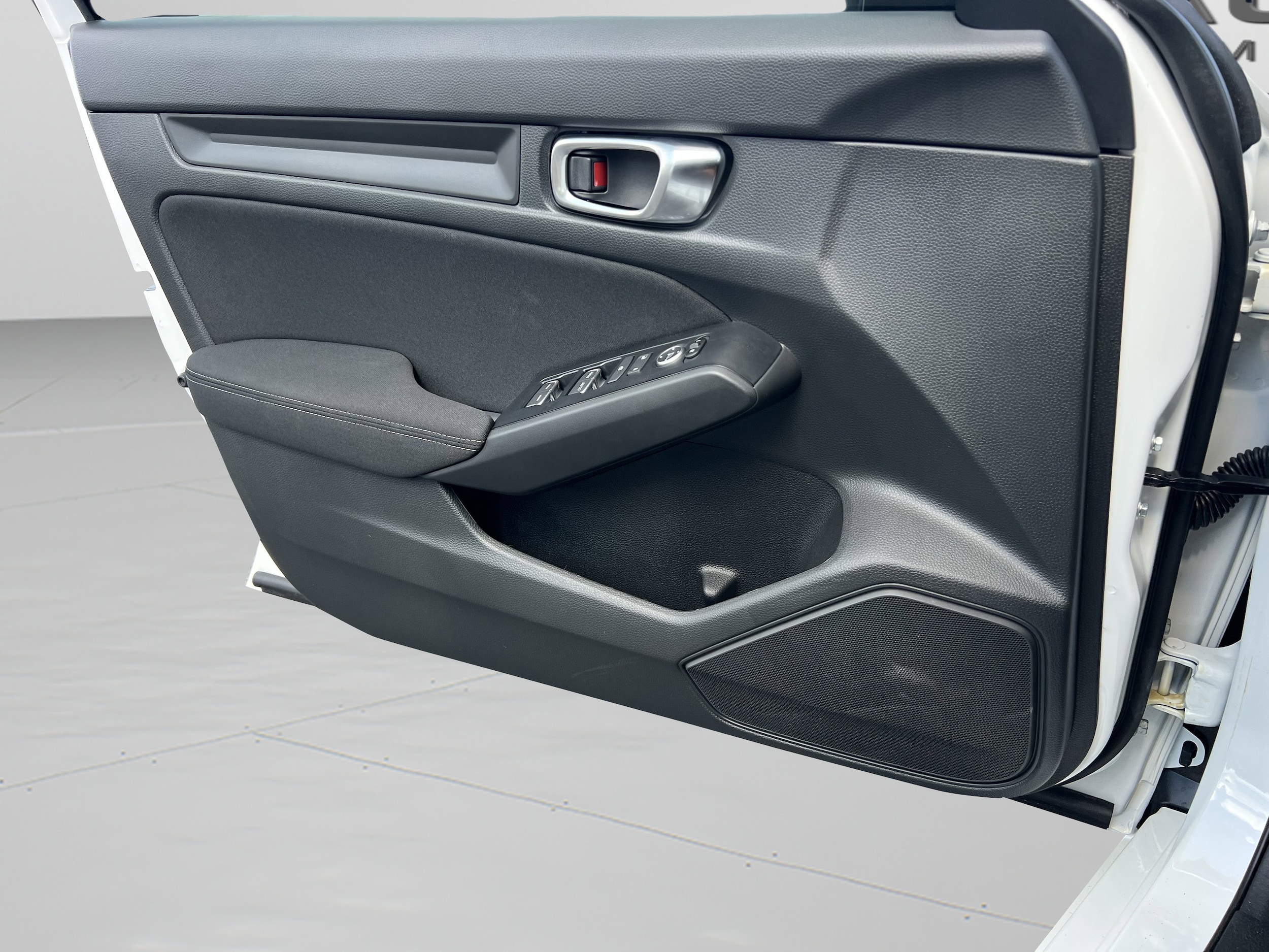 2026 Honda Civic Hatchback Sport - Photo 27