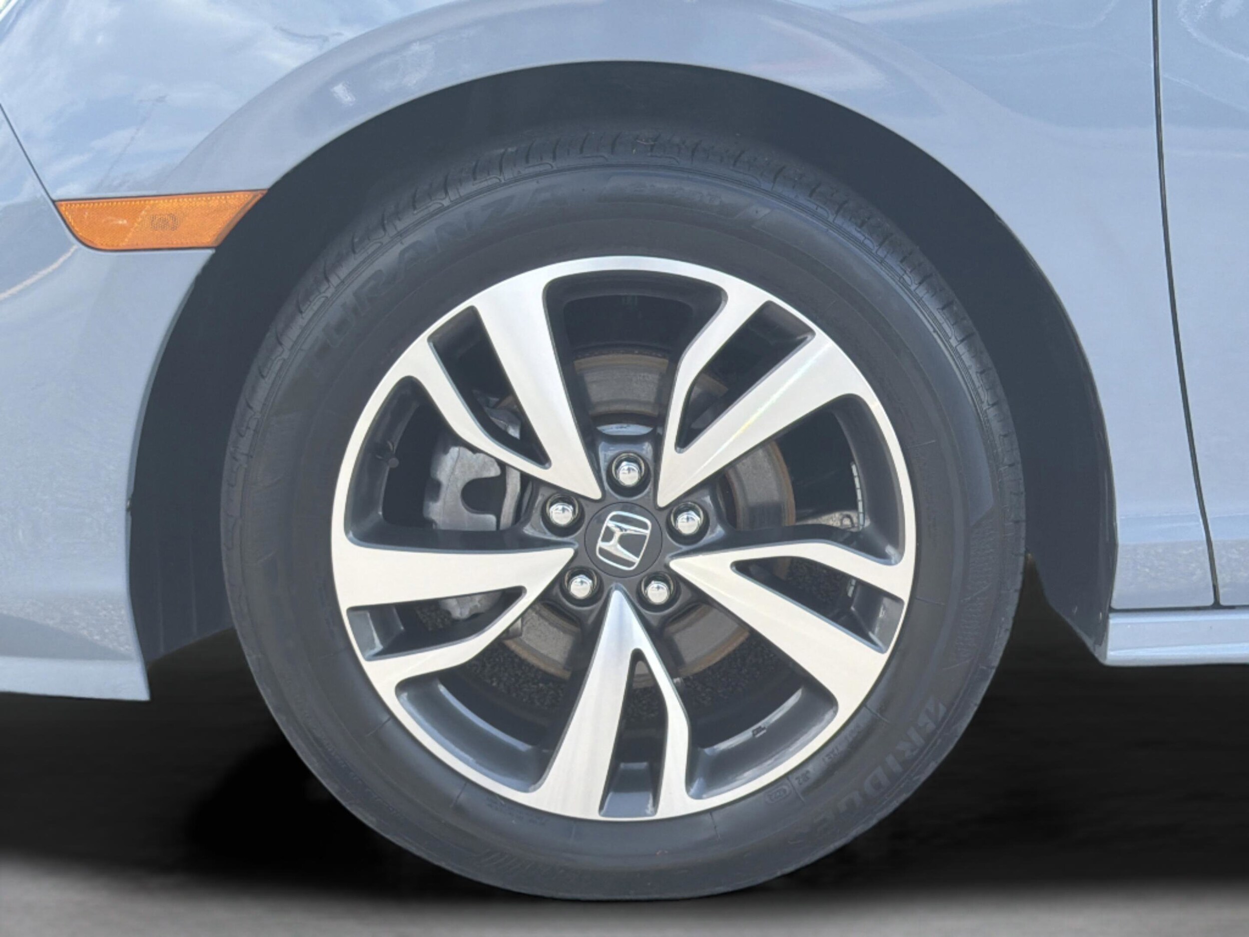 2024 Honda Odyssey Touring - Photo 36