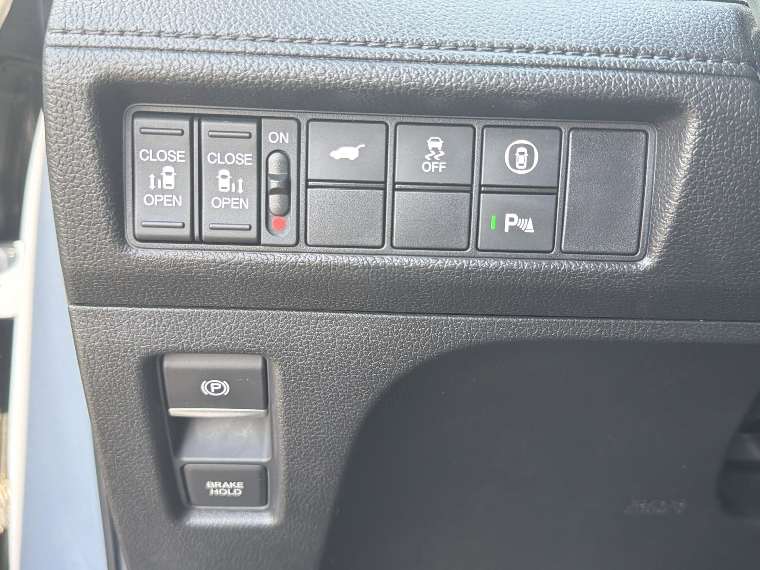 2024 Honda Odyssey Touring - Photo 22