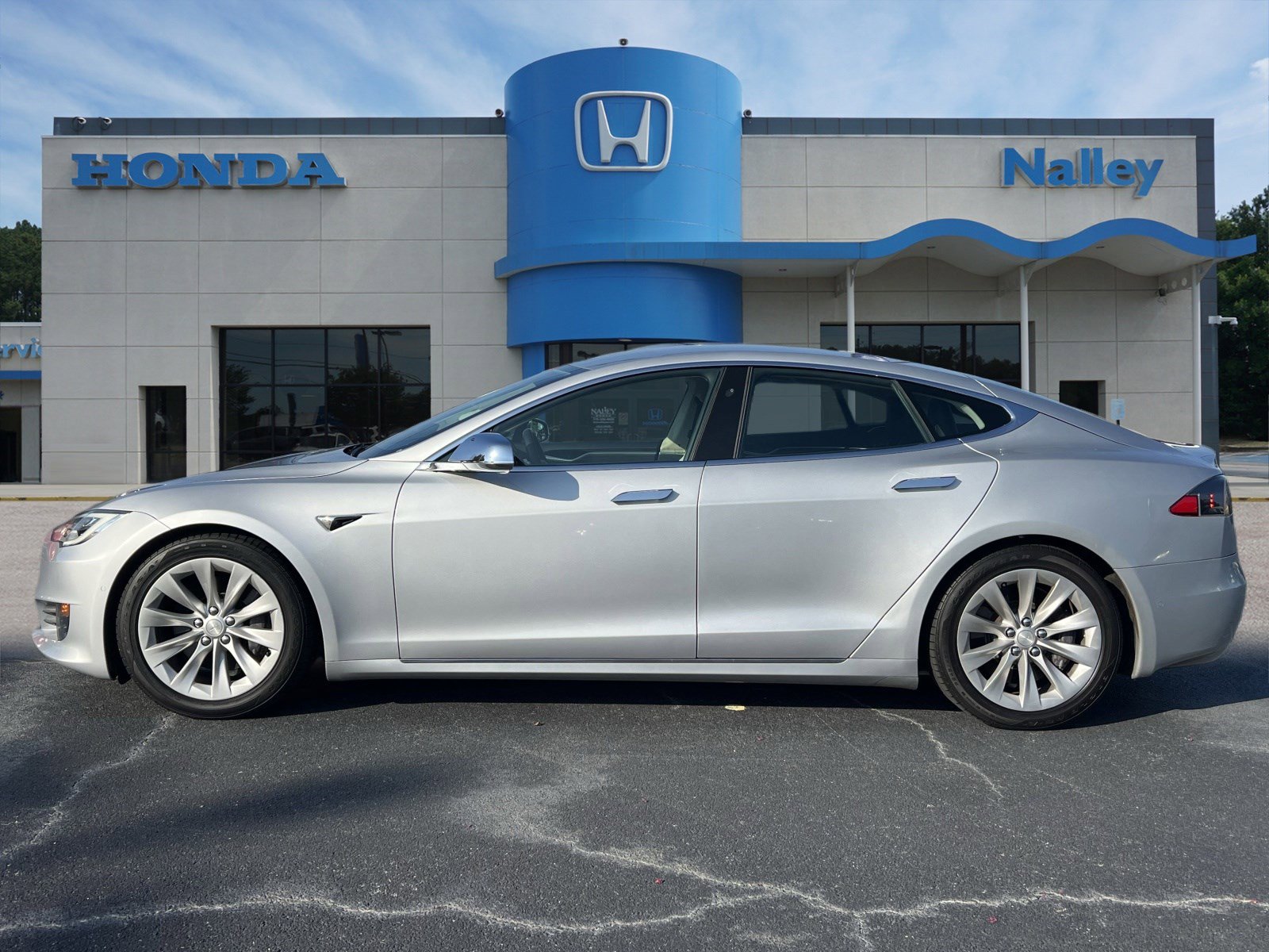 Used 2016 Tesla Model S 70 with VIN 5YJSA1E19GF171127 for sale in Union City, GA
