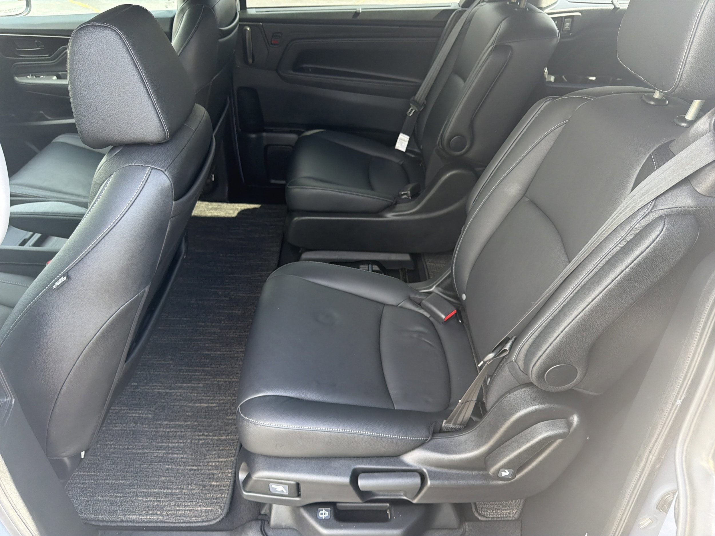 2024 Honda Odyssey Touring - Photo 20