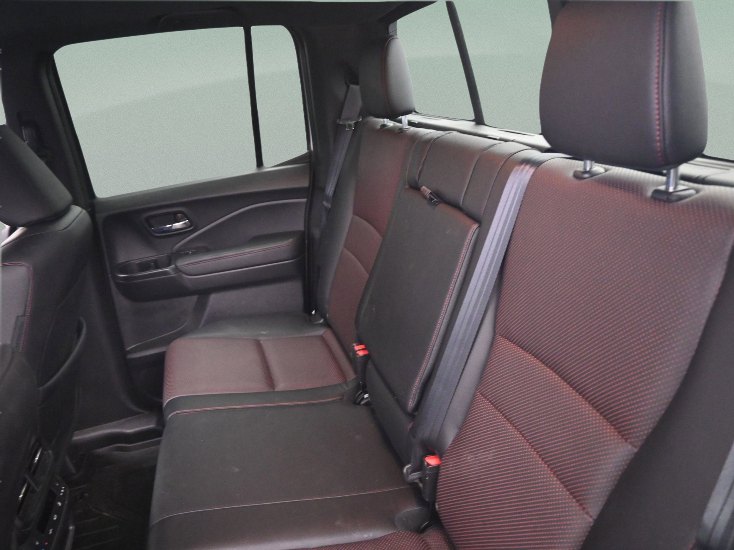 2024 Honda Ridgeline Black Edition - Photo 10