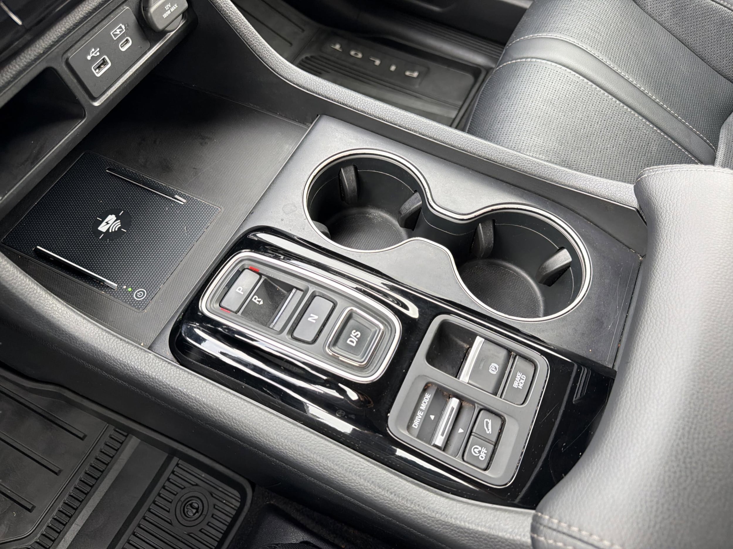 2023 Honda Pilot Elite - Photo 23