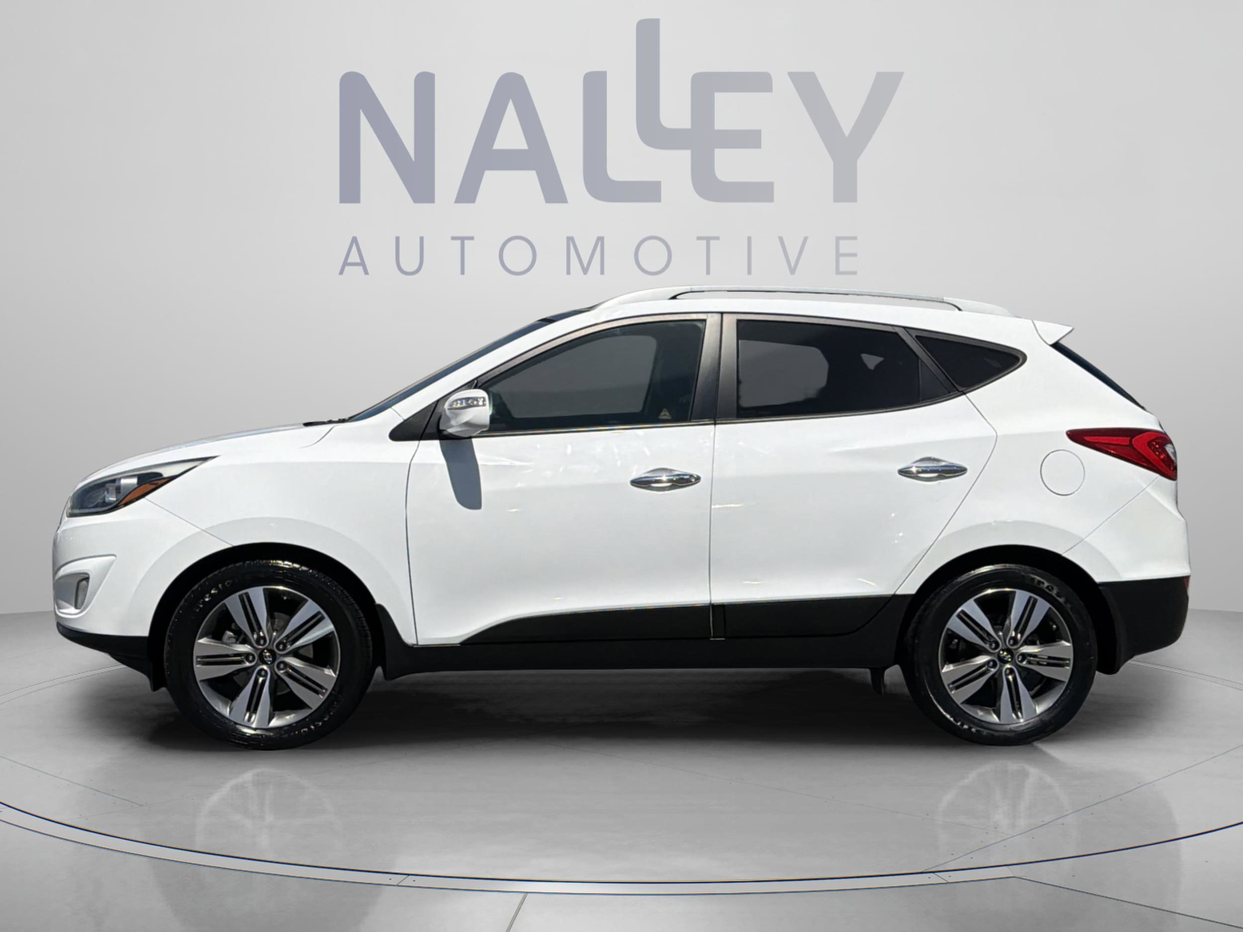 Used 2014 Hyundai Tucson Limited with VIN KM8JUCAG6EU933709 for sale in Union City, GA