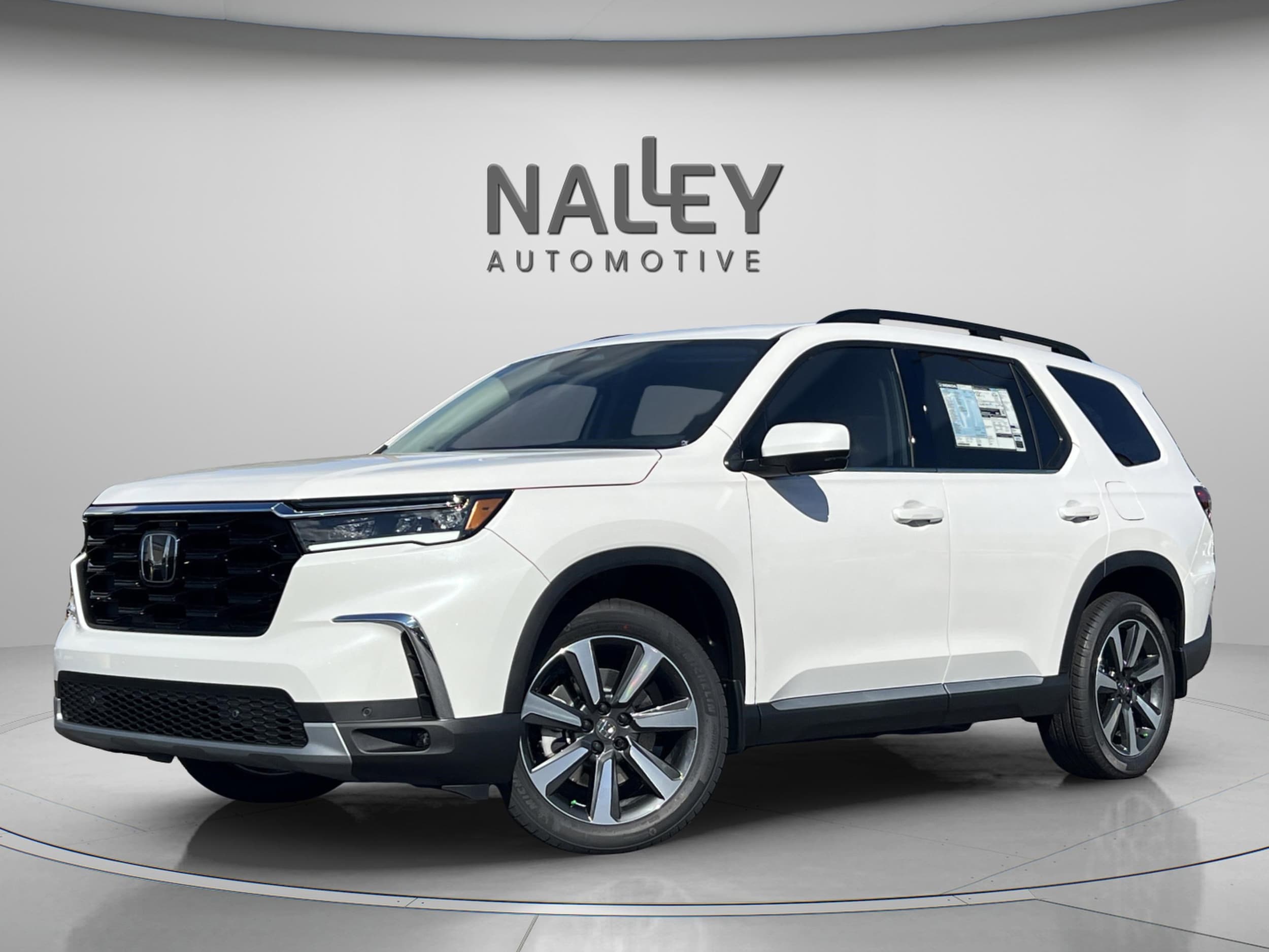 2025 Honda Pilot Touring's photo