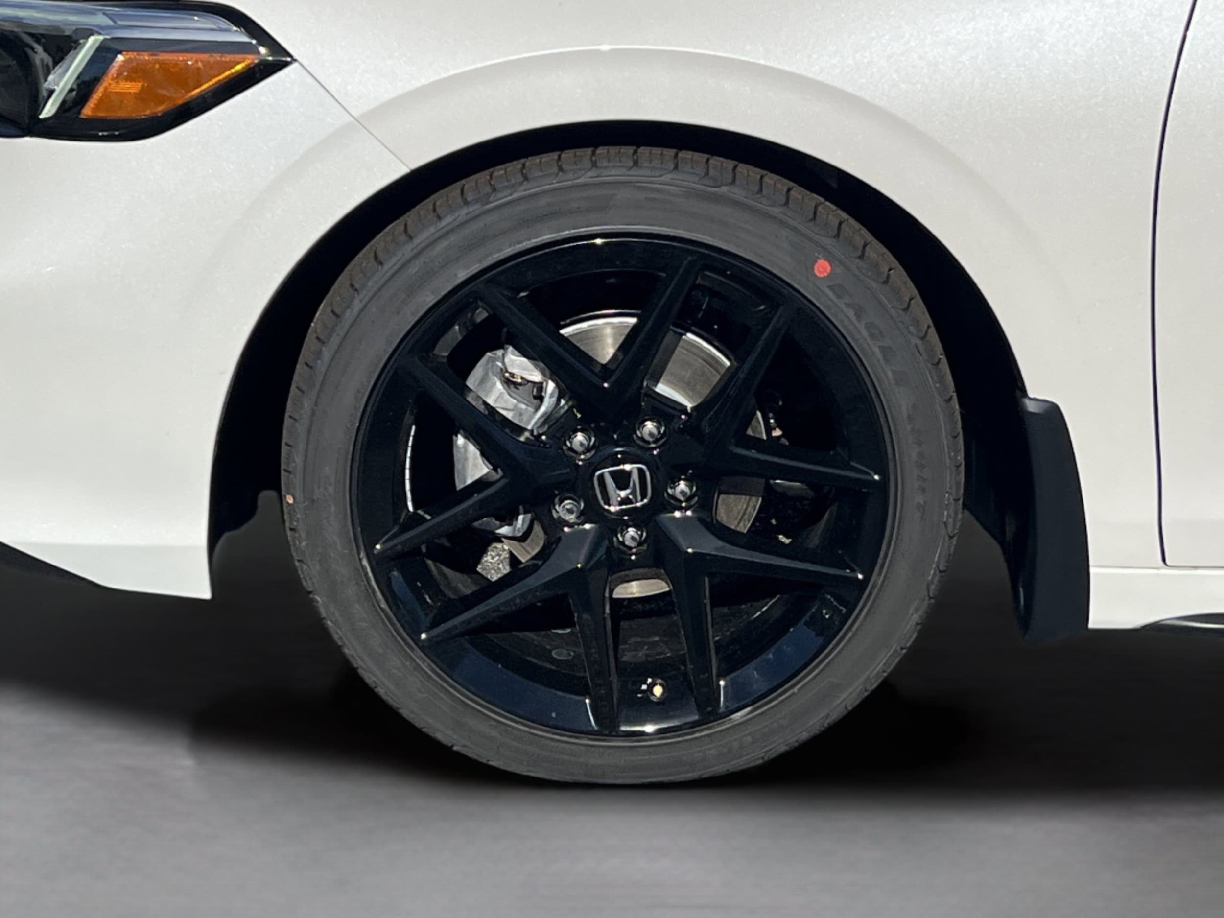 2026 Honda Civic Hatchback Sport - Photo 30