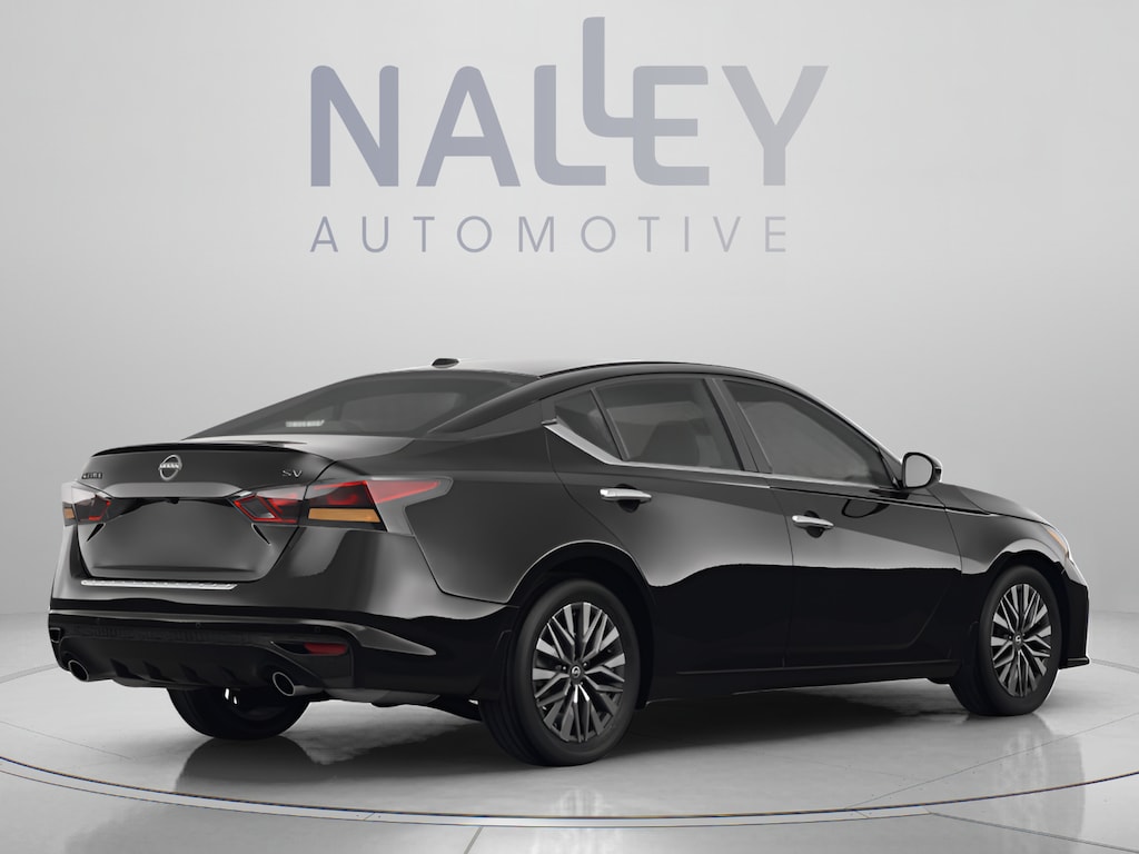 Used 2025 Nissan Altima SV Sedan