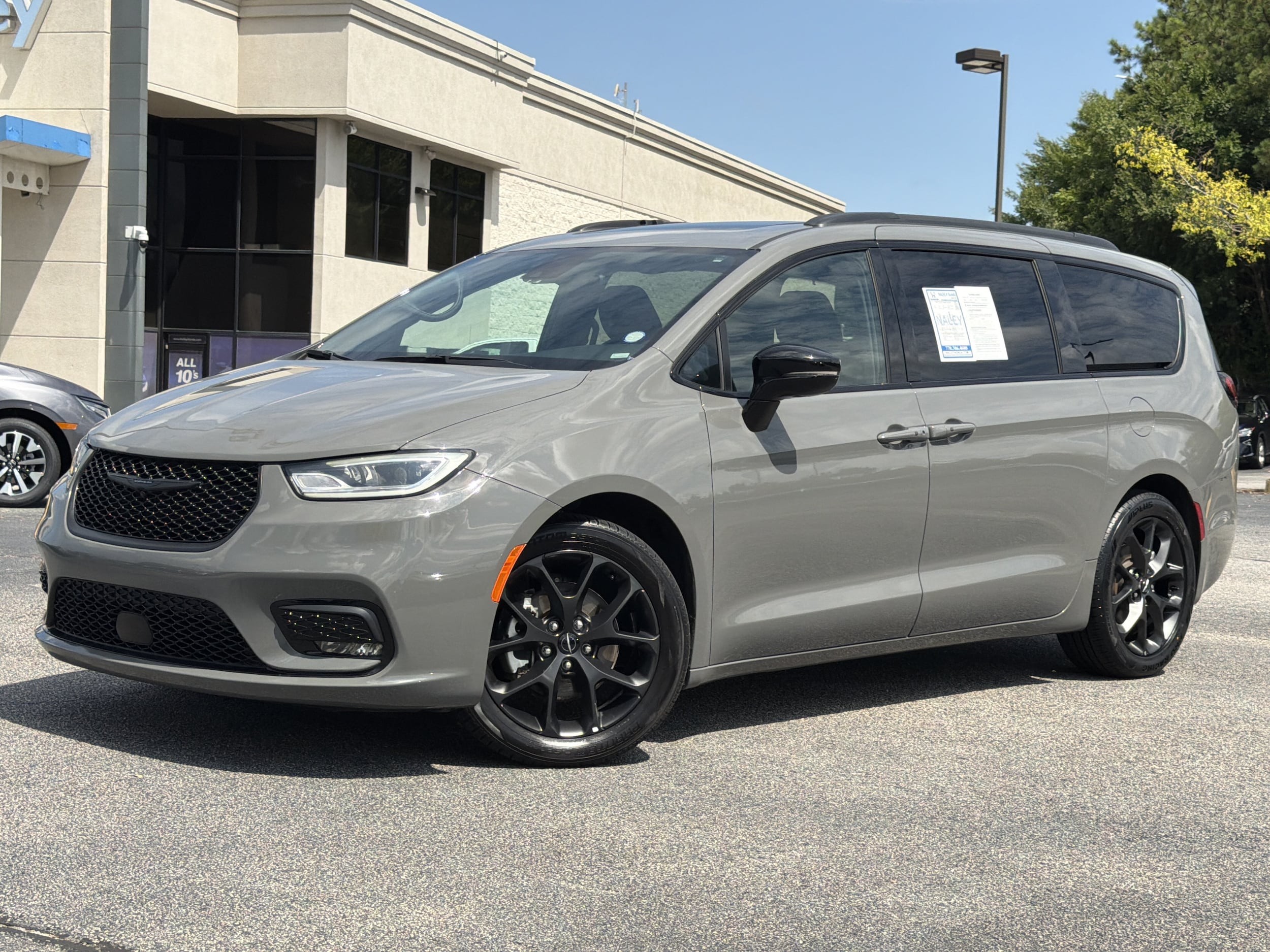 2025 Chrysler Pacifica