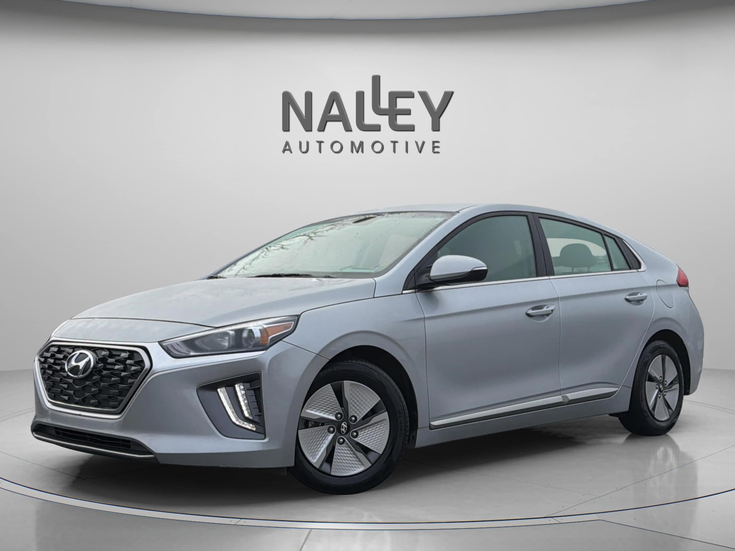 2022 Hyundai Ioniq SE