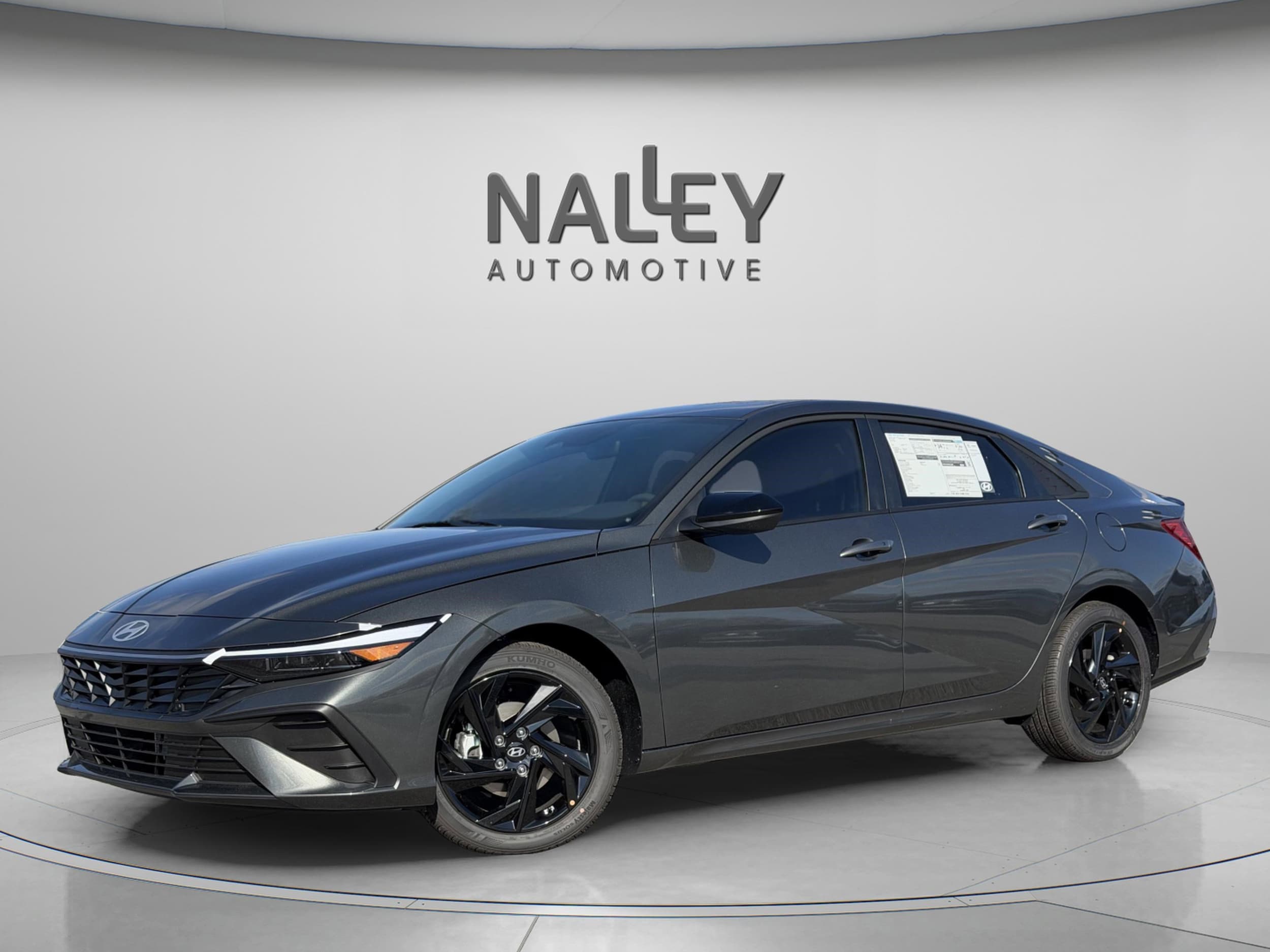 2026 Hyundai Elantra SE's photo