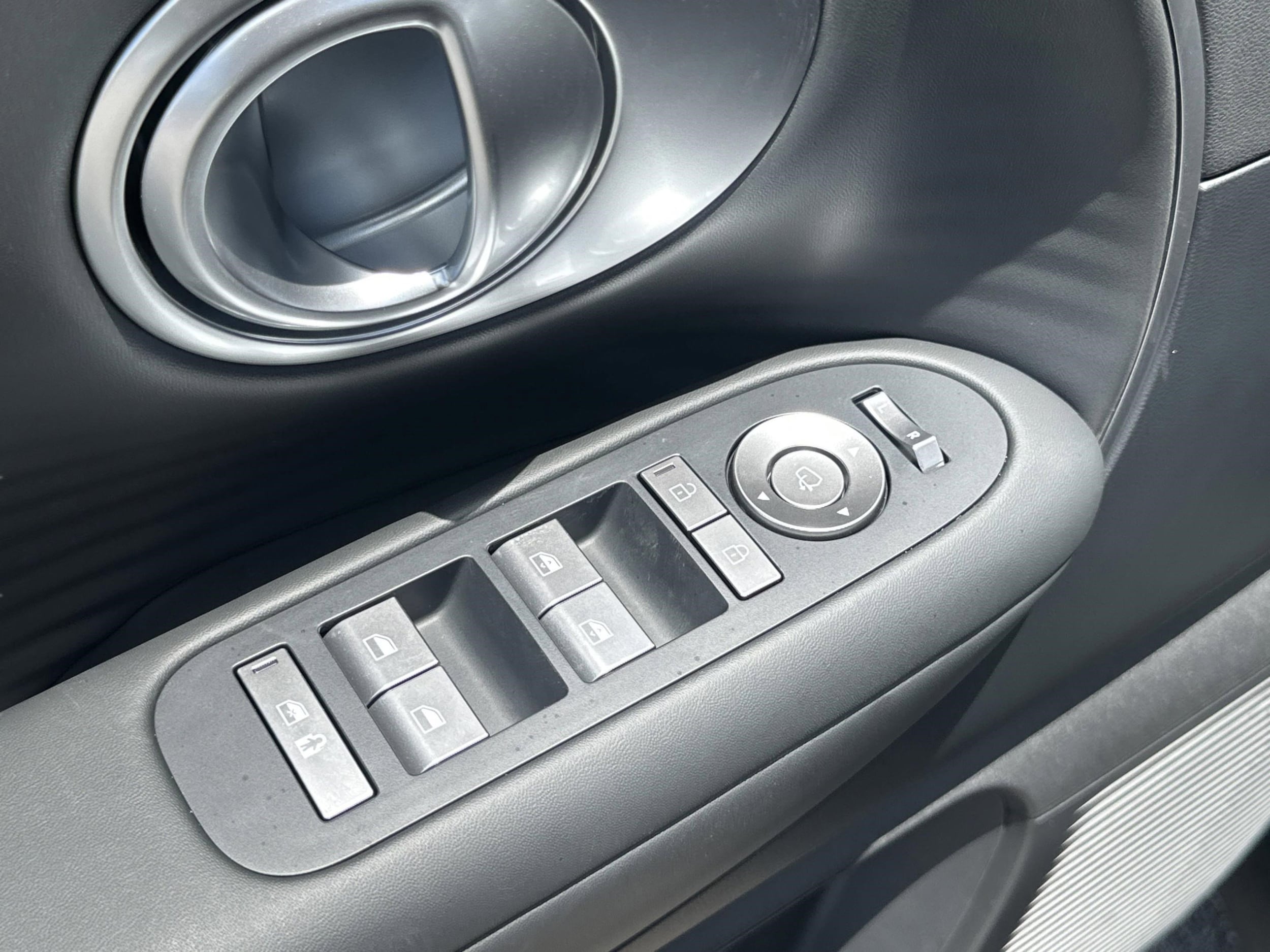 2026 Hyundai IONIQ 9 SEL - Photo 26
