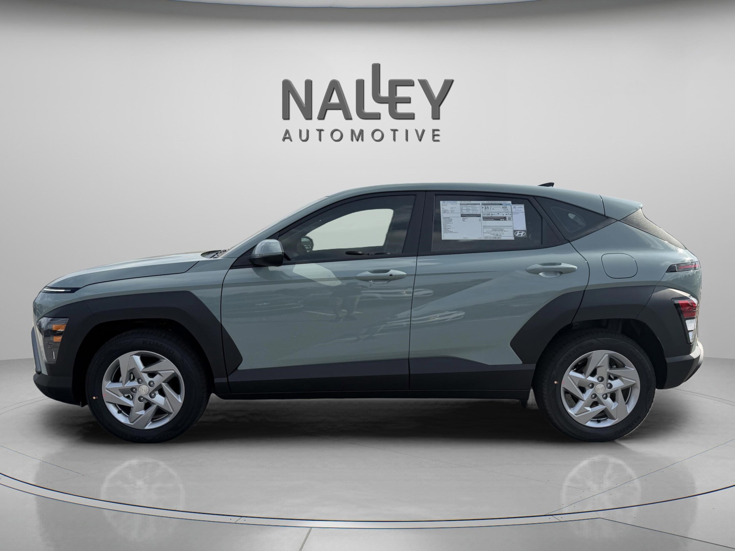 2026 Hyundai Kona SE photo 2