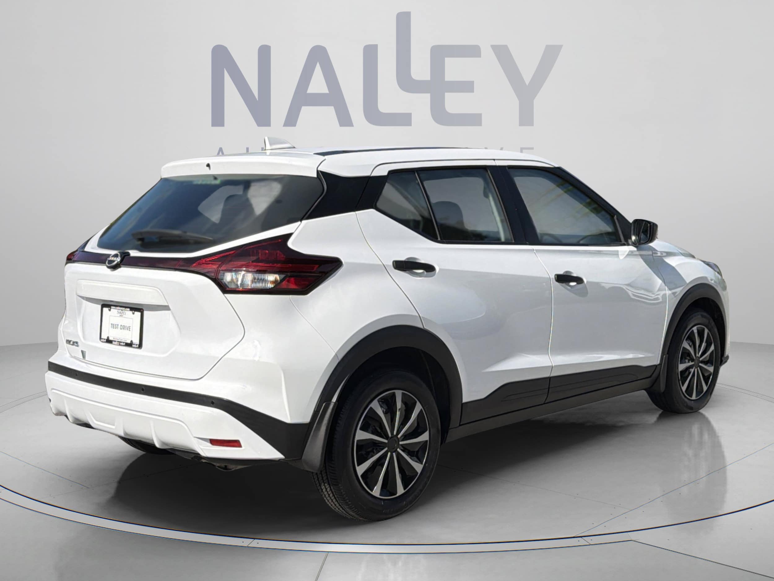 2022 Nissan Kicks S - Photo 6