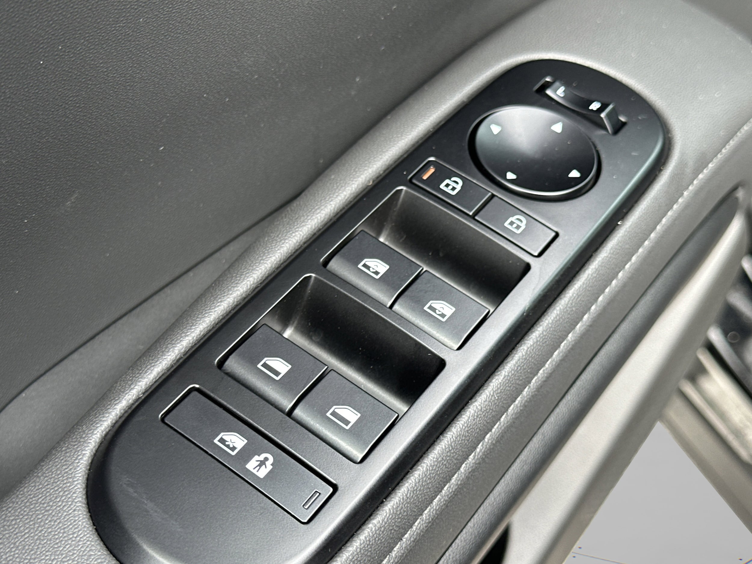 2026 Hyundai Palisade XRT Pro - Photo 33
