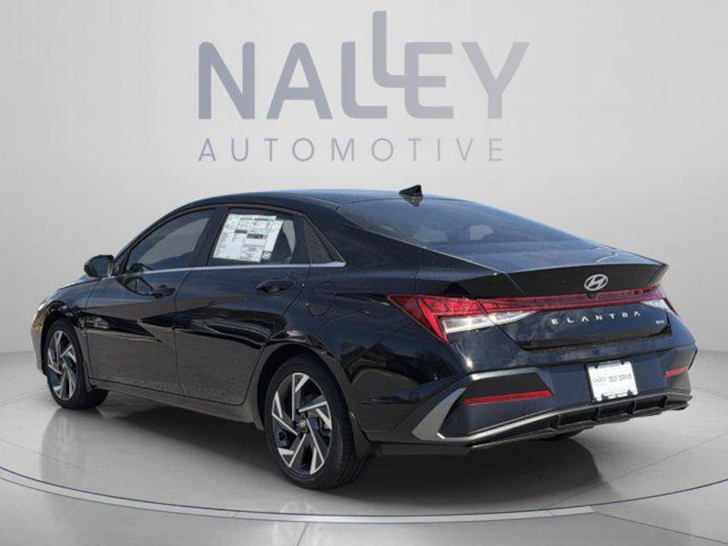 New 2026 Hyundai Elantra Hybrid Limited Sedan