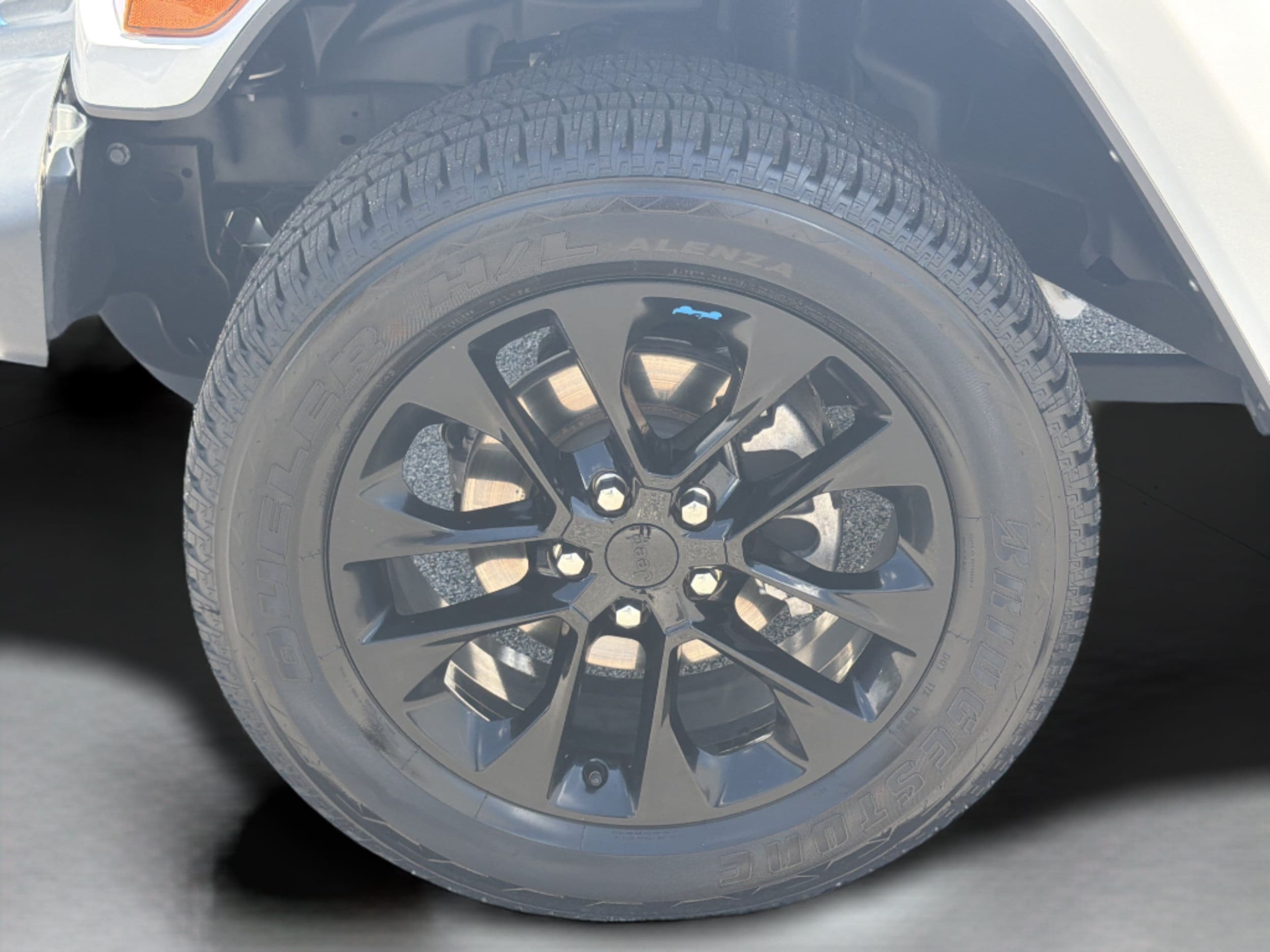 2022 Jeep Wrangler Unlimited Sahara 4XE - Photo 35