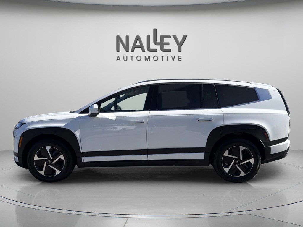 New 2026 Hyundai IONIQ 9 SE SUV