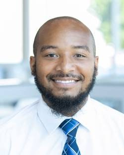 Staff member Marquis Williams from ID_5d1ee883c81e