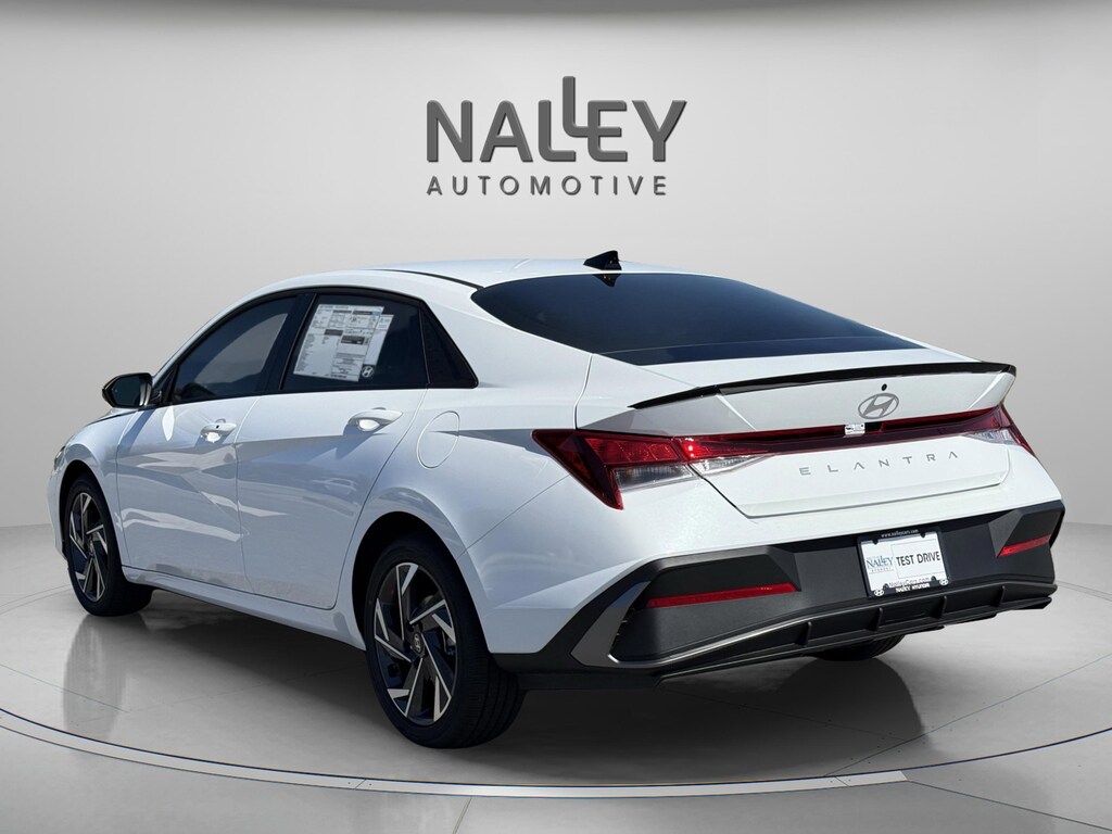 New 2025 Hyundai Elantra SEL Sport Sedan