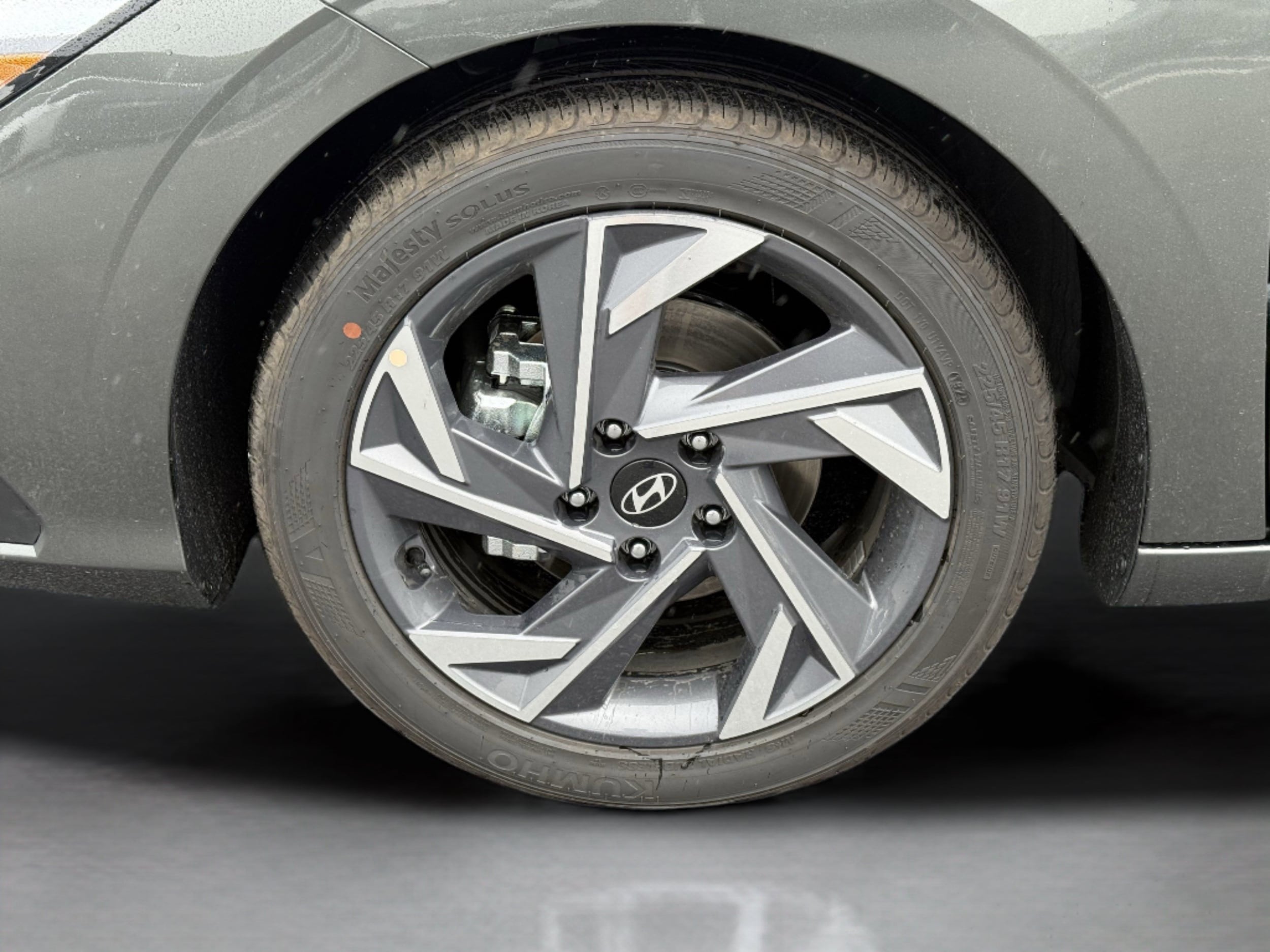 2025 Hyundai Elantra SEL - Photo 37