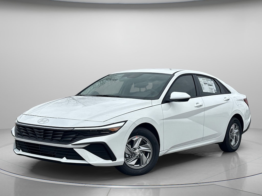 New 2026 Hyundai Elantra SE Sedan