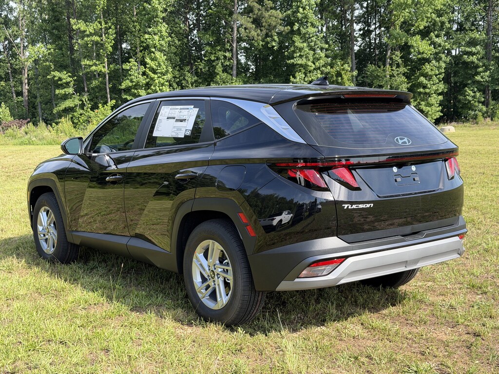 New 2026 Hyundai Tucson SE FWD SUV
