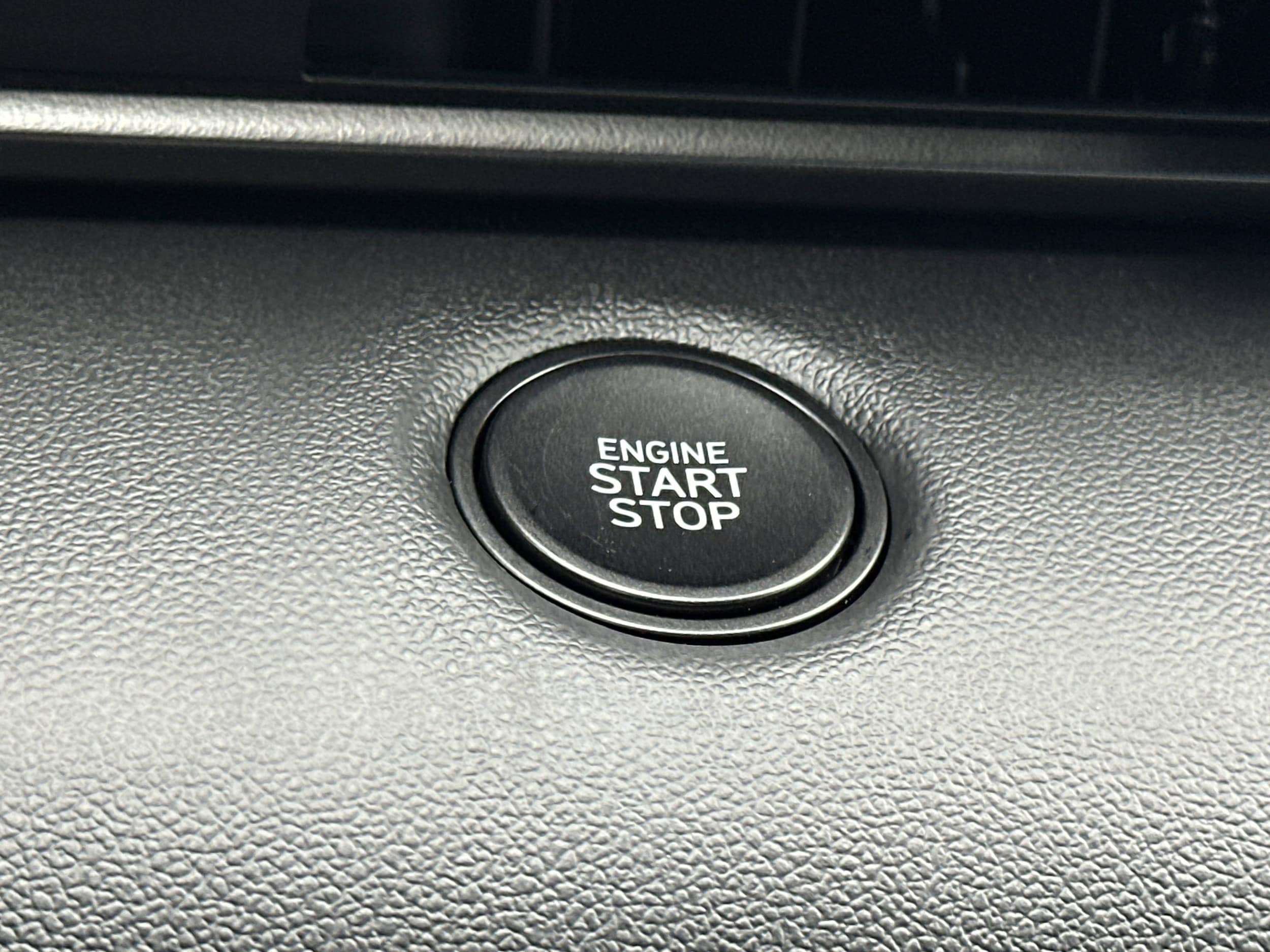 2025 Hyundai Elantra SEL - Photo 30