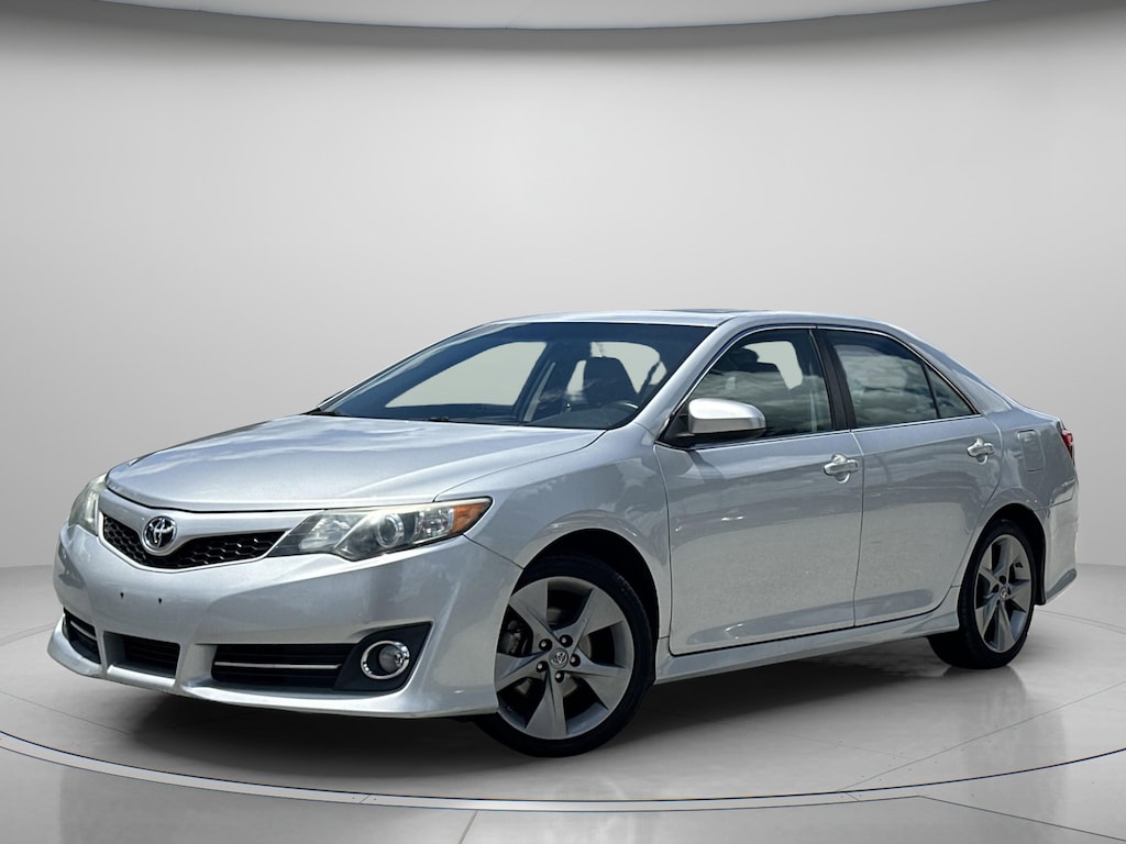 Used 2014 Toyota Camry Sedan