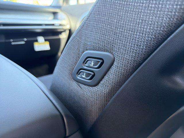 2026 Hyundai IONIQ 9 SE - Photo 22