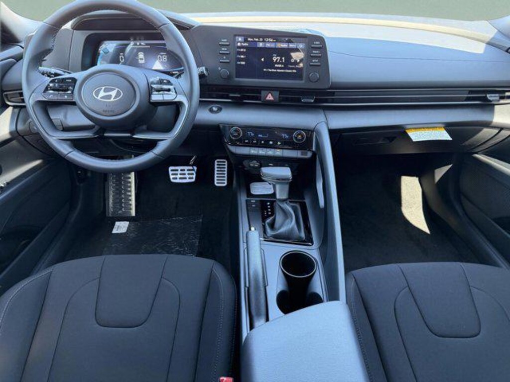 New 2026 Hyundai Elantra SEL Sport Sedan
