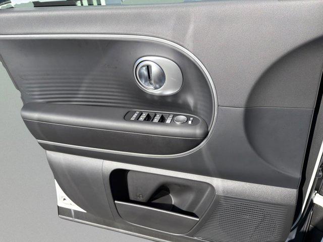 2026 Hyundai IONIQ 9 SE - Photo 17