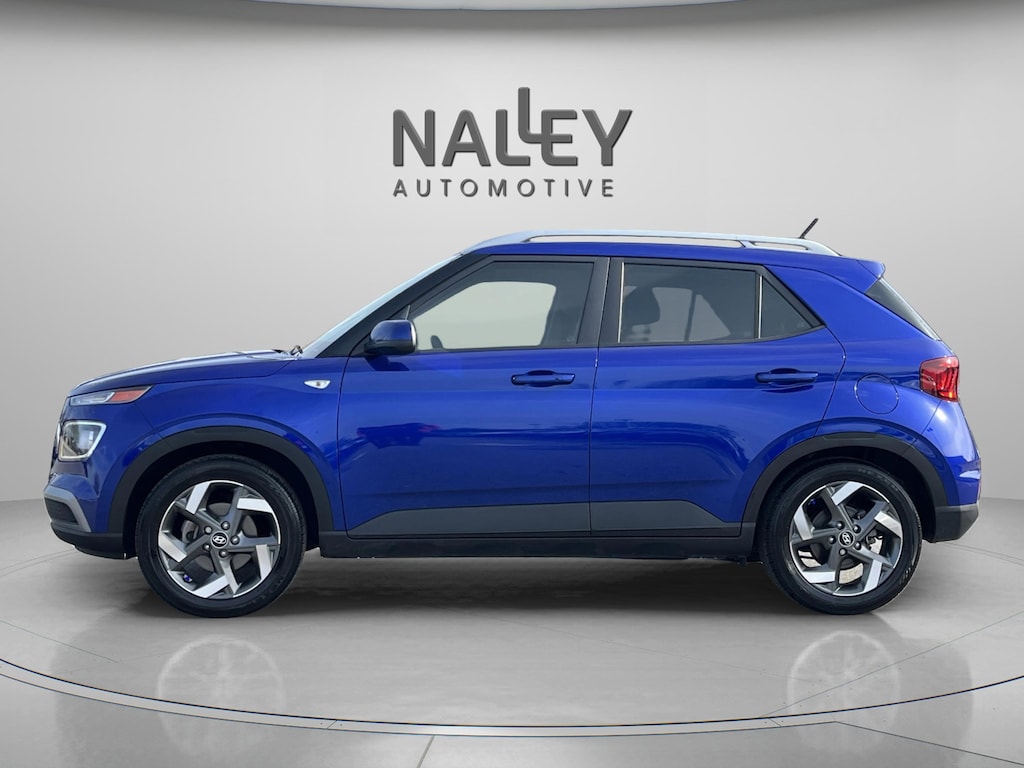 Used 2024 Hyundai Venue SEL SUV