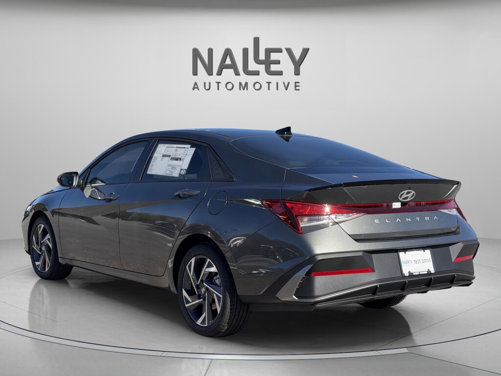 New 2025 Hyundai Elantra SEL Sport Sedan