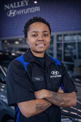Staff member Kylo Dasher from ID_a3792e1234c3